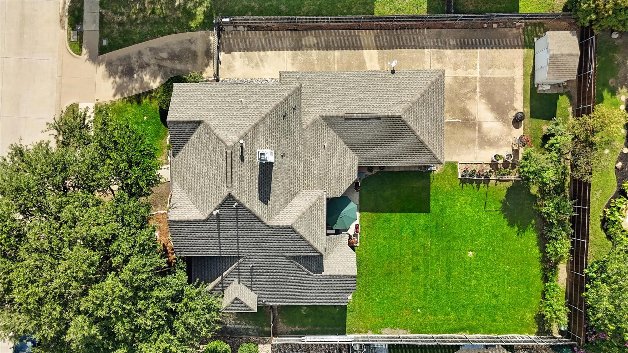 1913 Fall Creek Trail