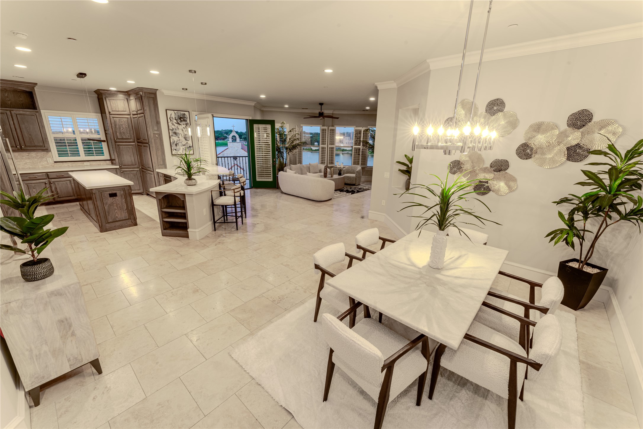 6675 Mediterranean Drive 3306