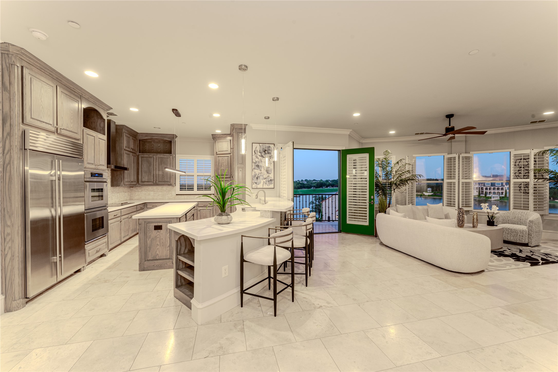 6675 Mediterranean Drive 3306