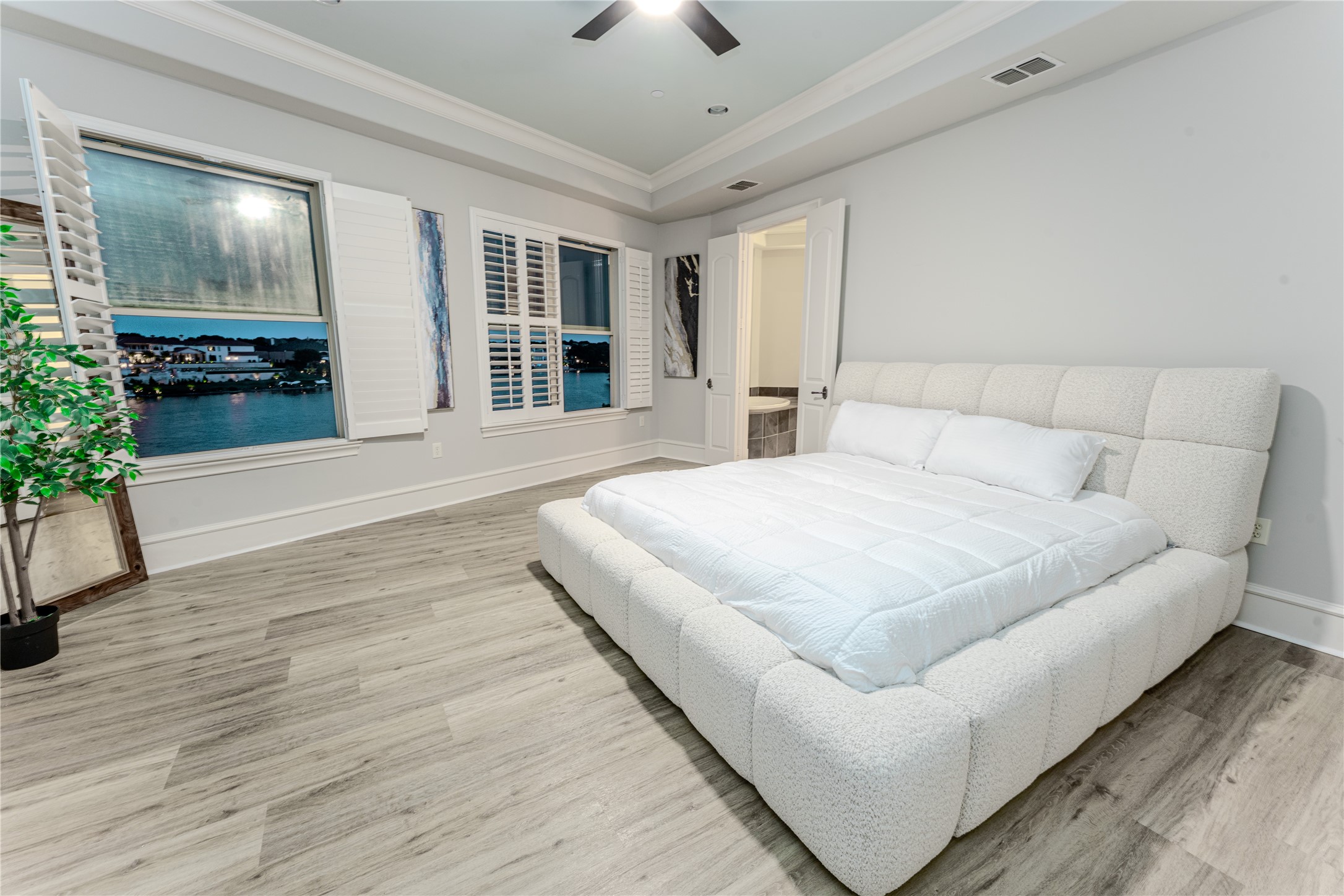 6675 Mediterranean Drive 3306