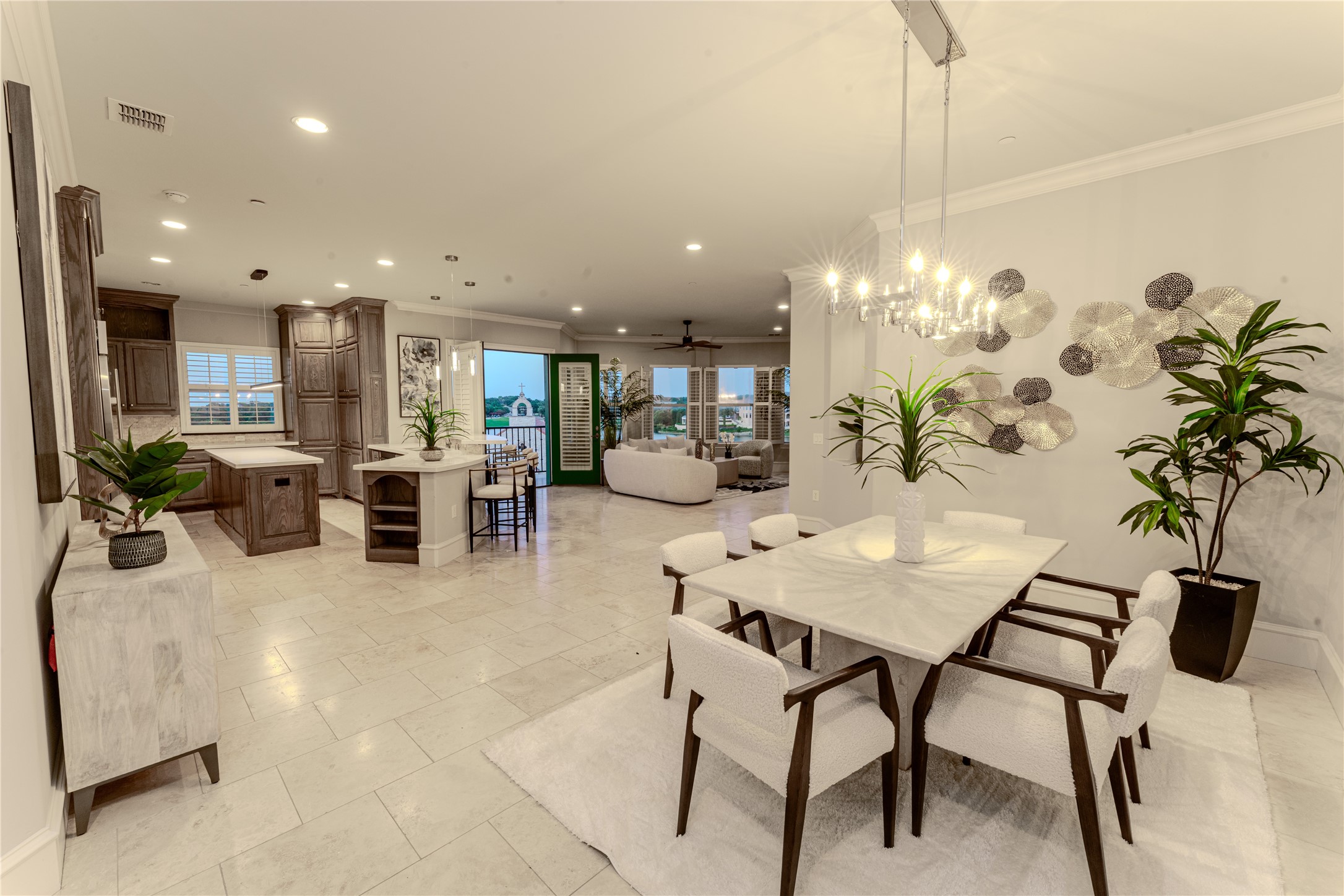 6675 Mediterranean Drive 3306