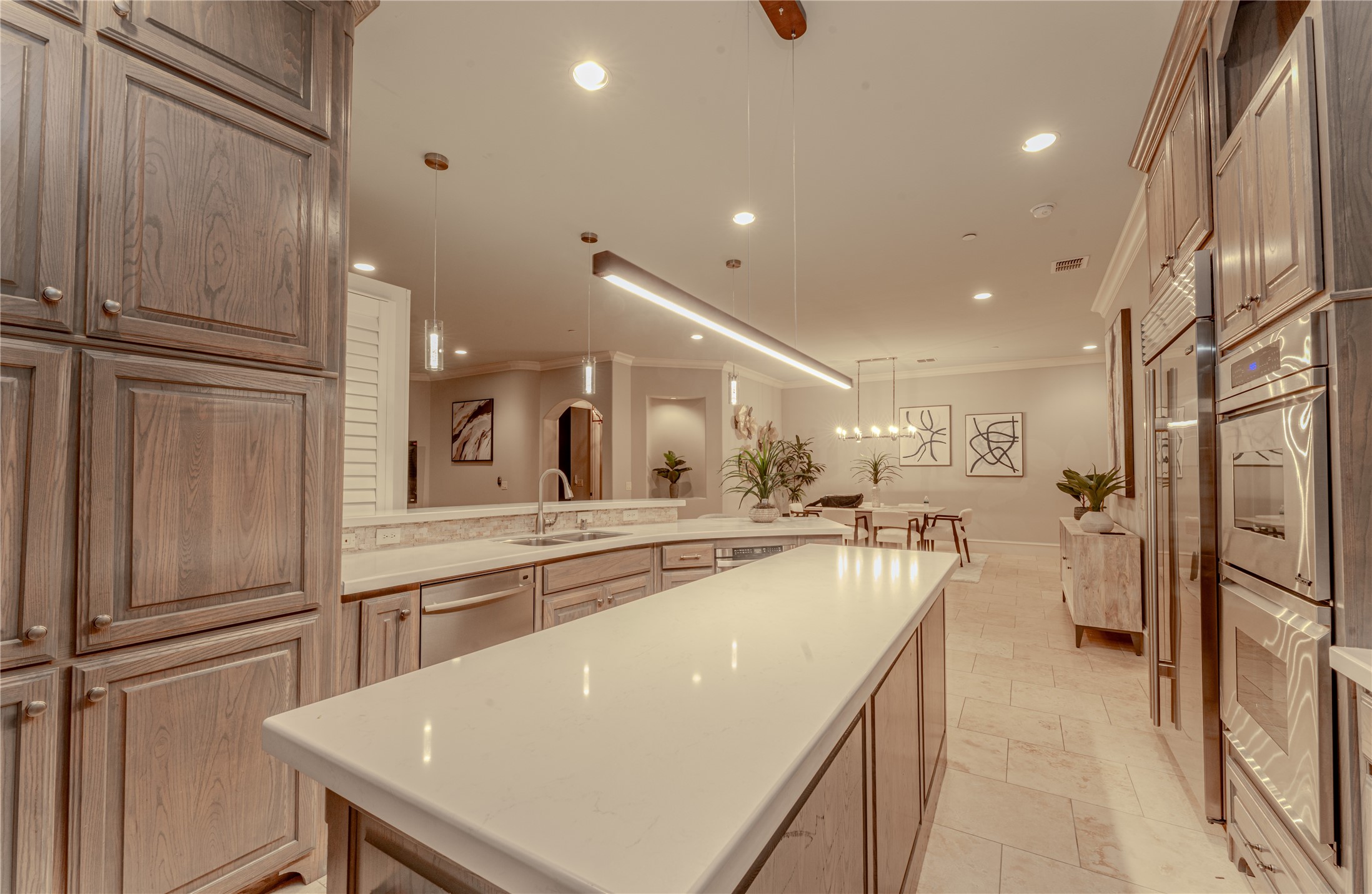 6675 Mediterranean Drive 3306