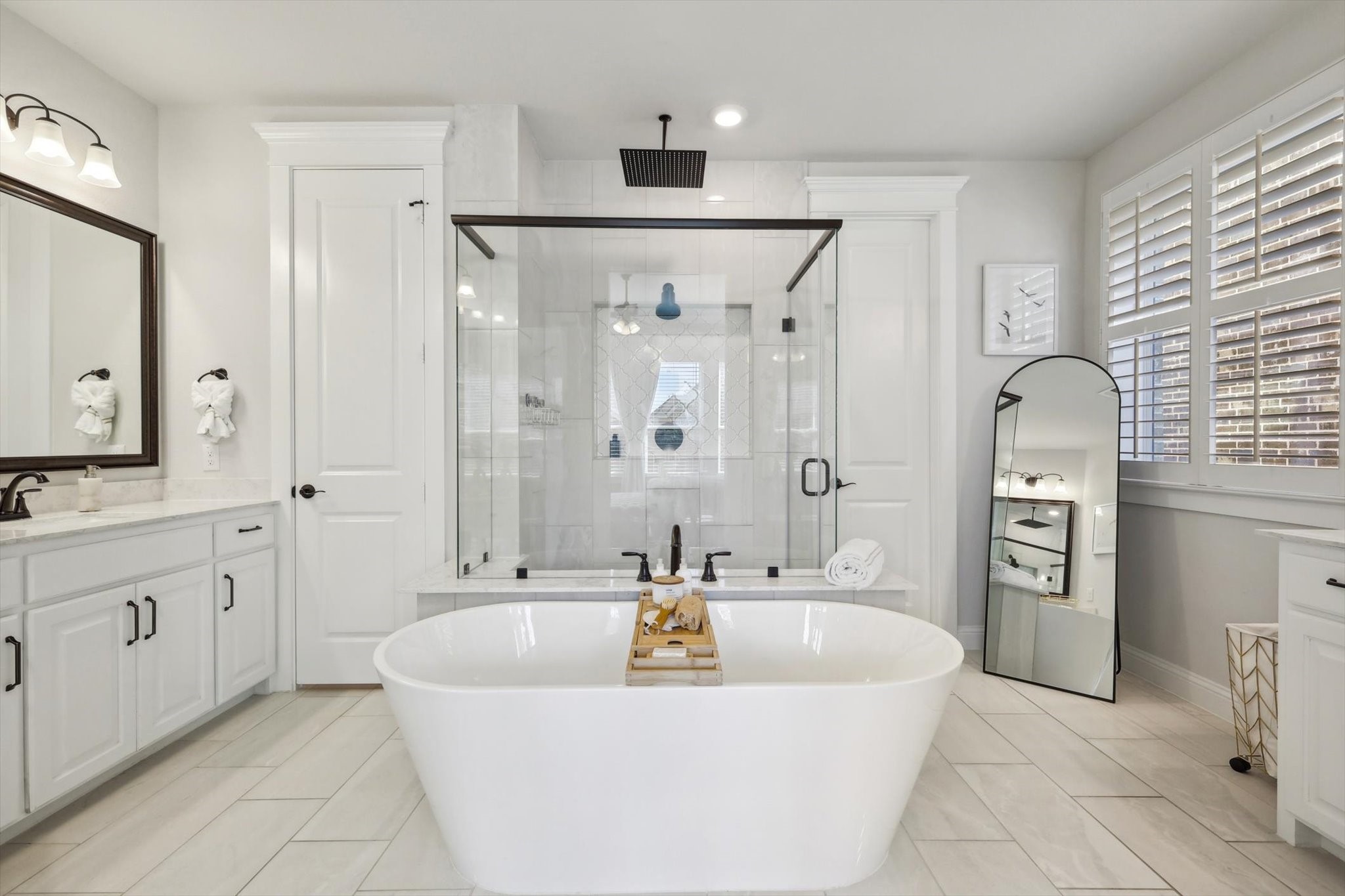 912 Southern Hills Way