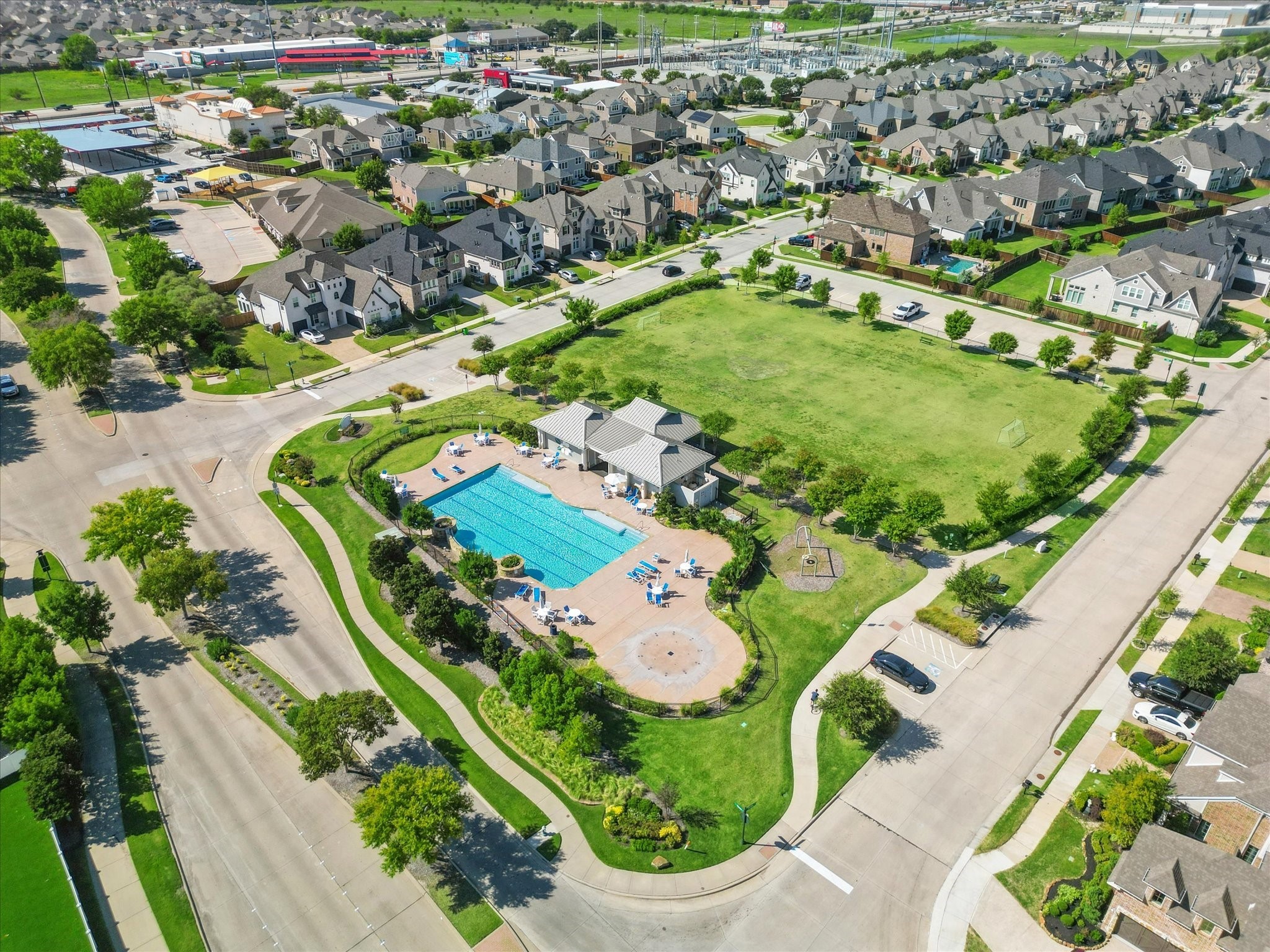 912 Southern Hills Way