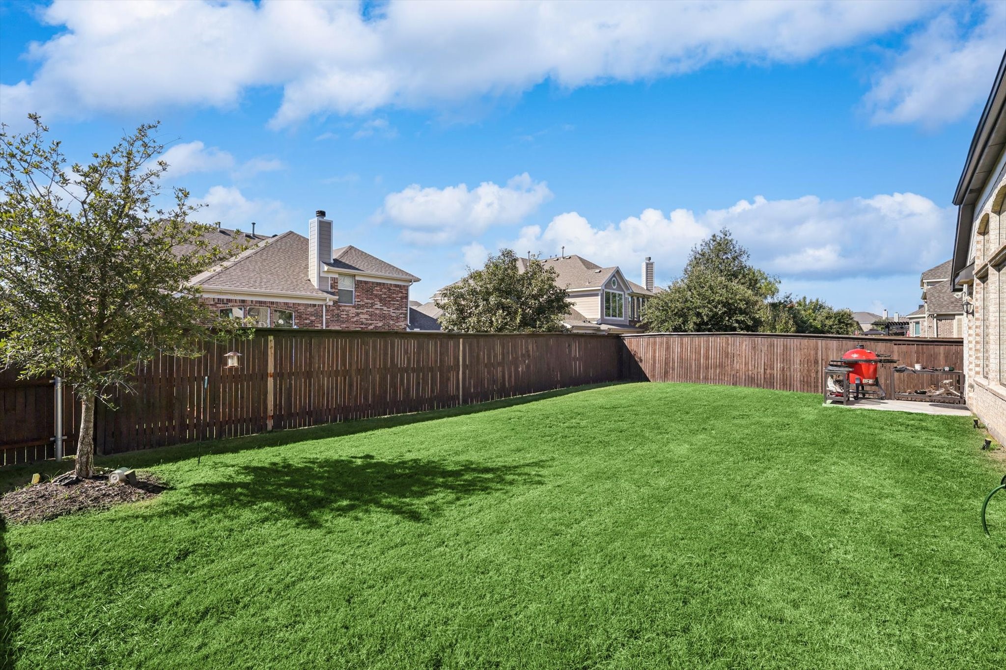 912 Southern Hills Way