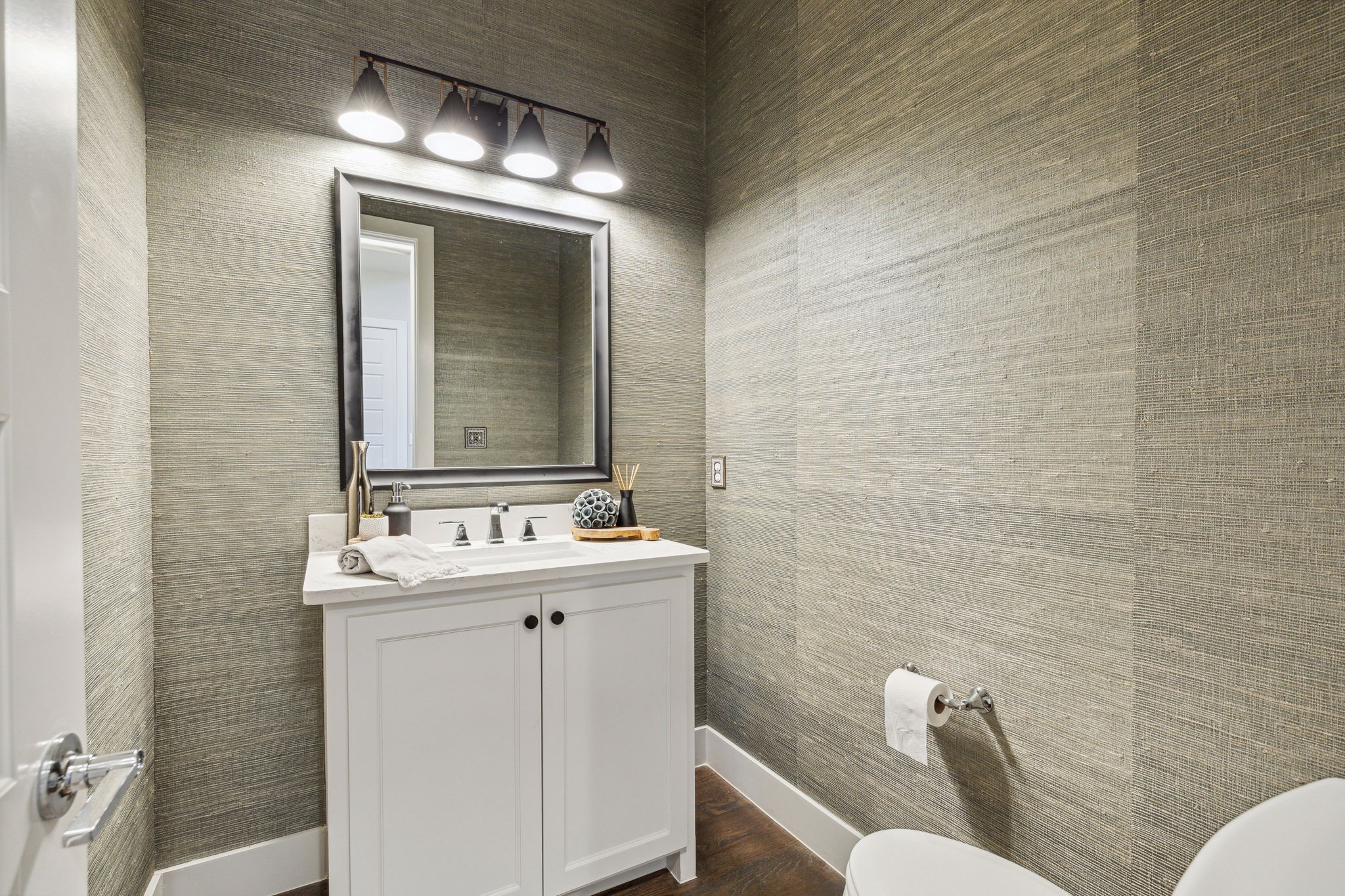 3382 Springhouse Way