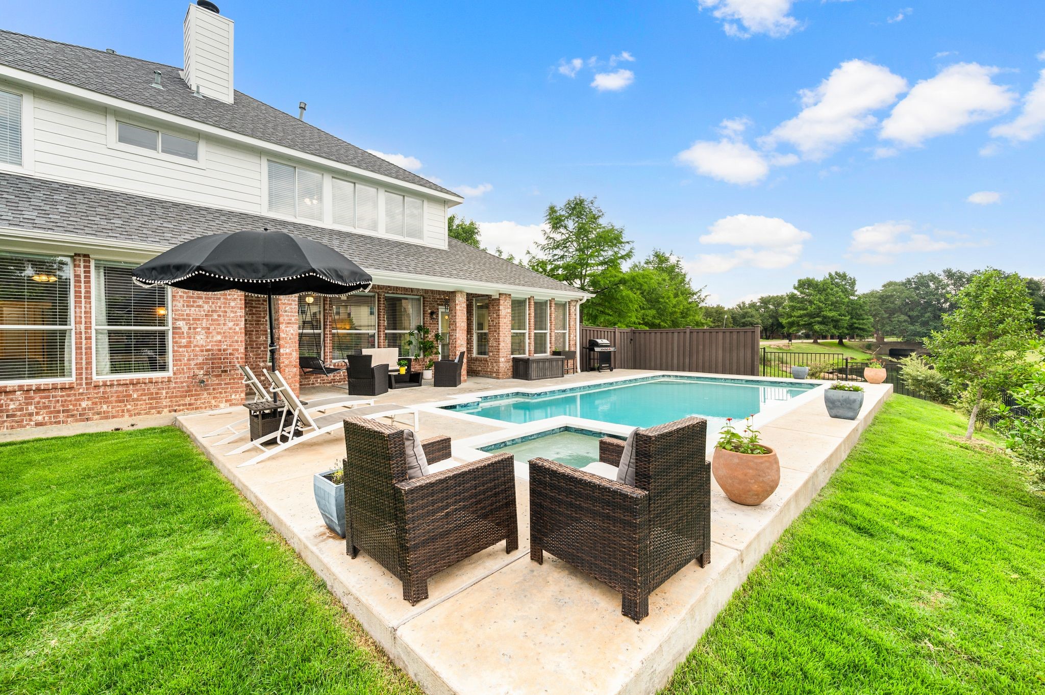 1509 Briar Meadow Drive