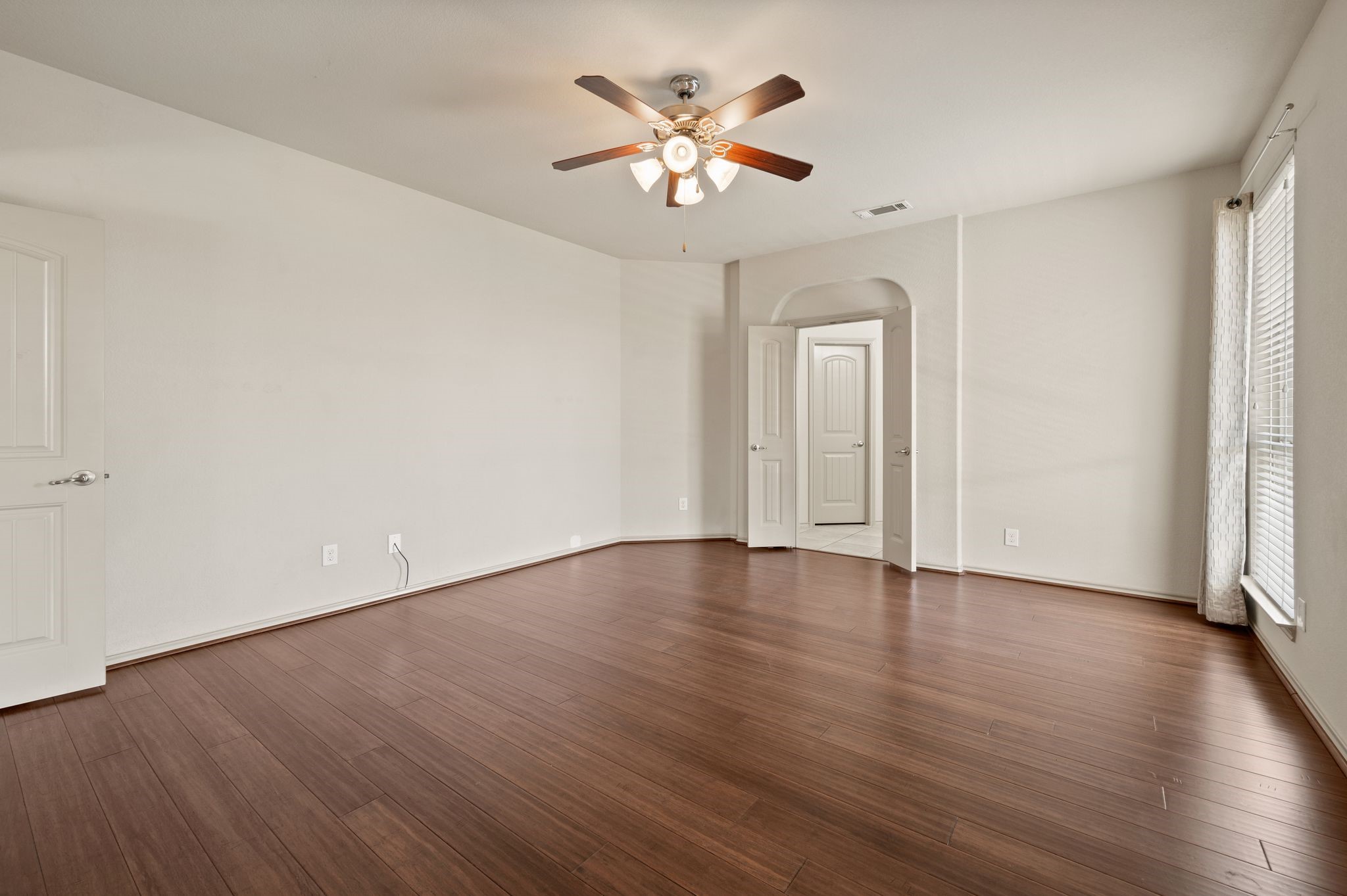 2236 Frosted Willow Lane