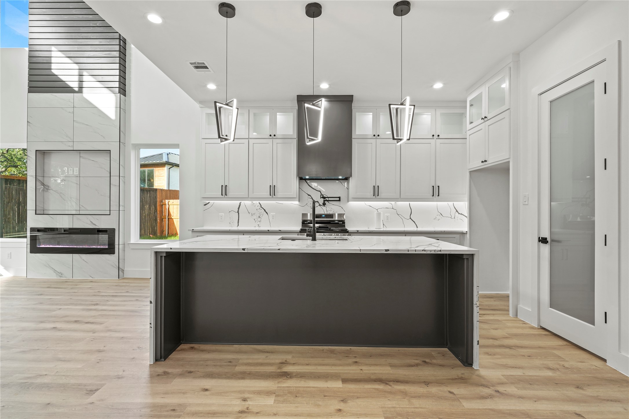 3100 Oak Bourne Drive