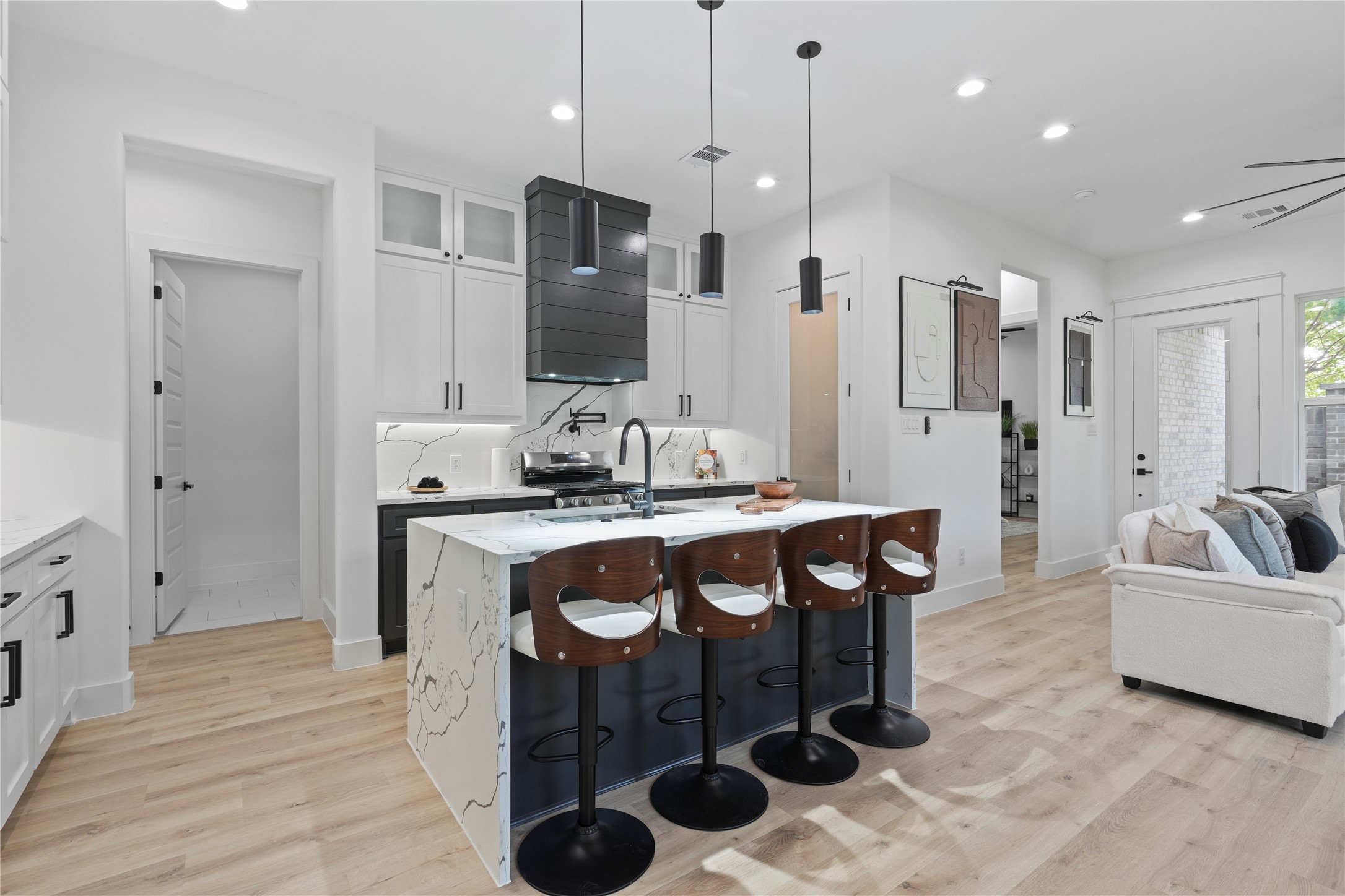 3200 Oak Bourne Drive