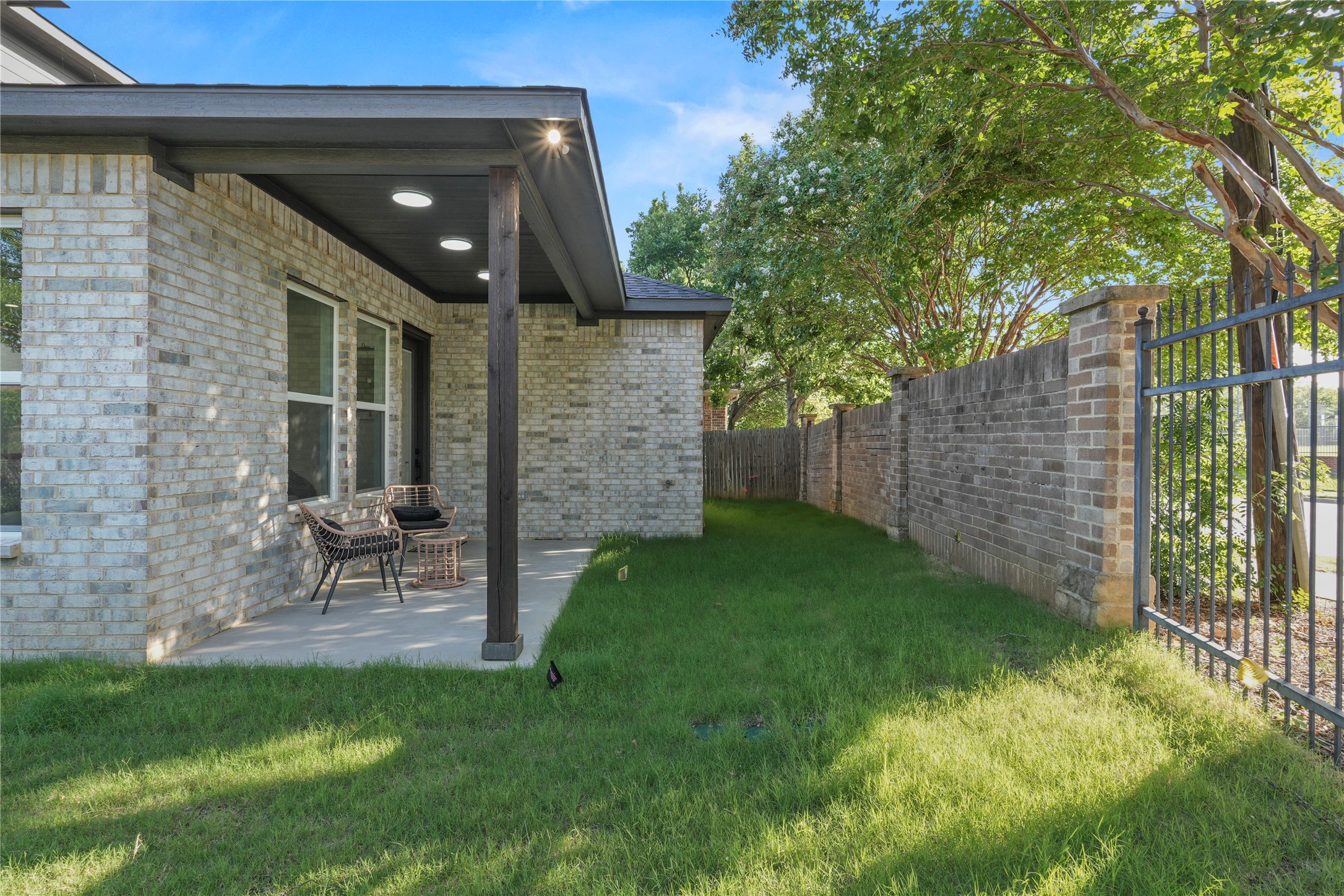 3200 Oak Bourne Drive