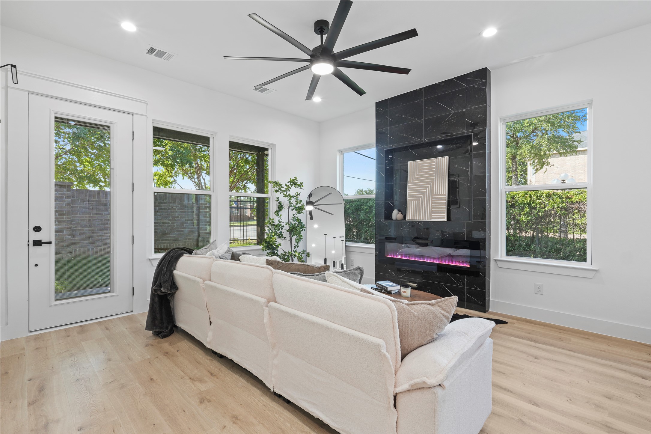 3200 Oak Bourne Drive