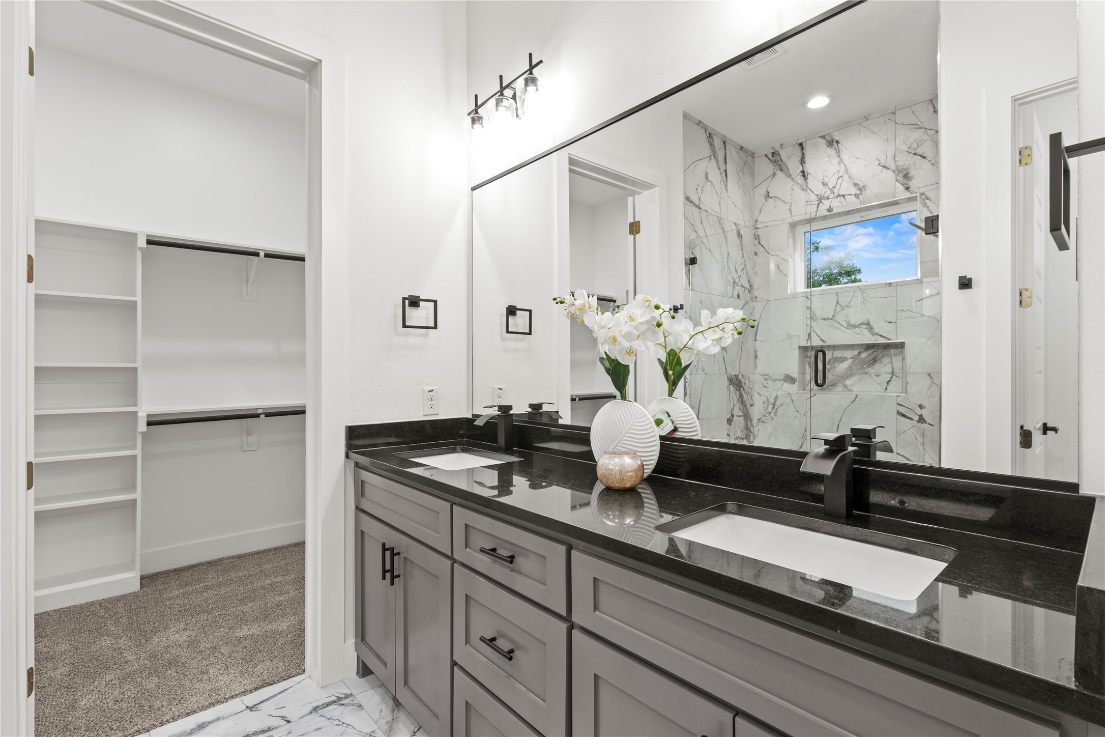 2529 Pennsylvania Avenue