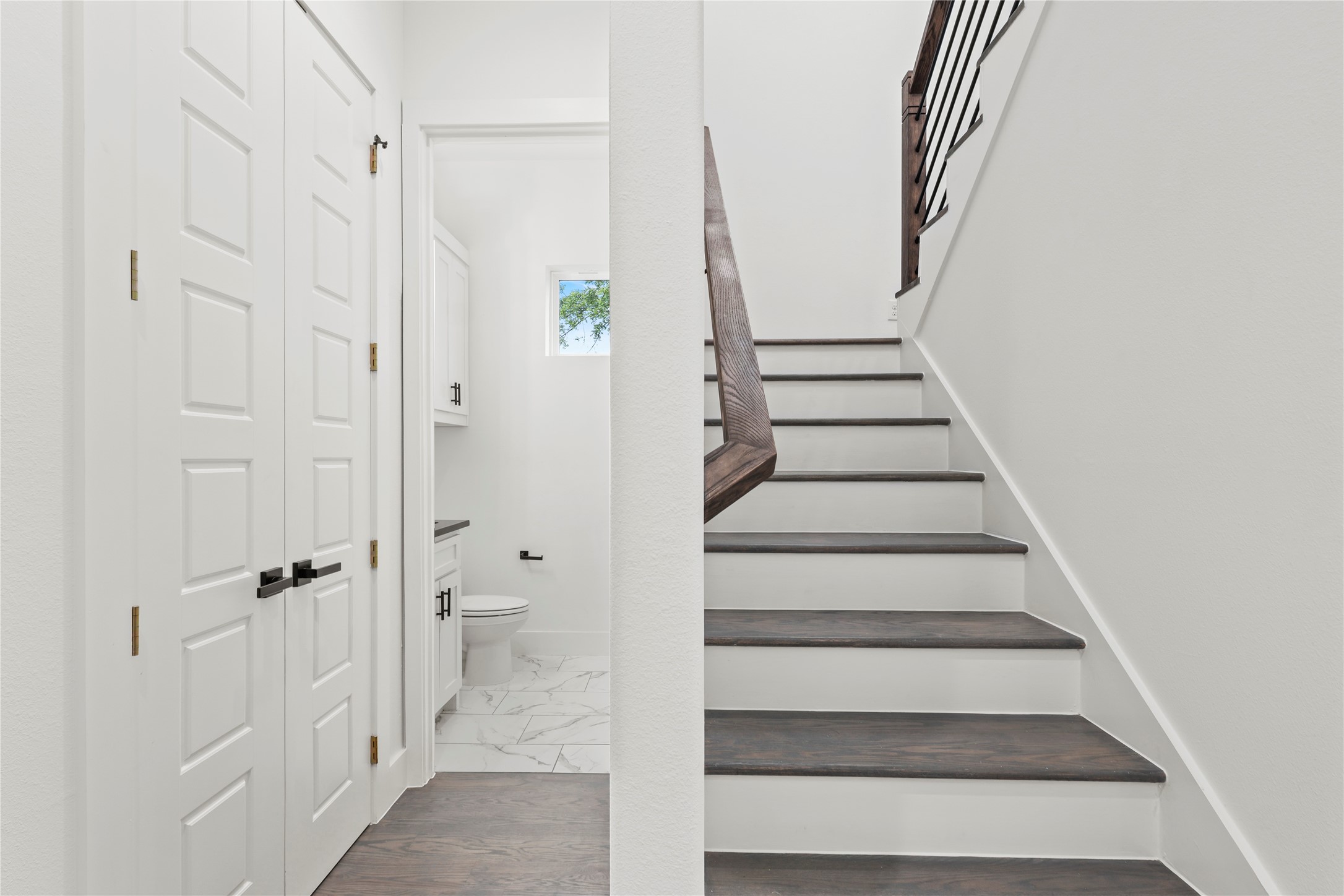 2529 Pennsylvania Avenue