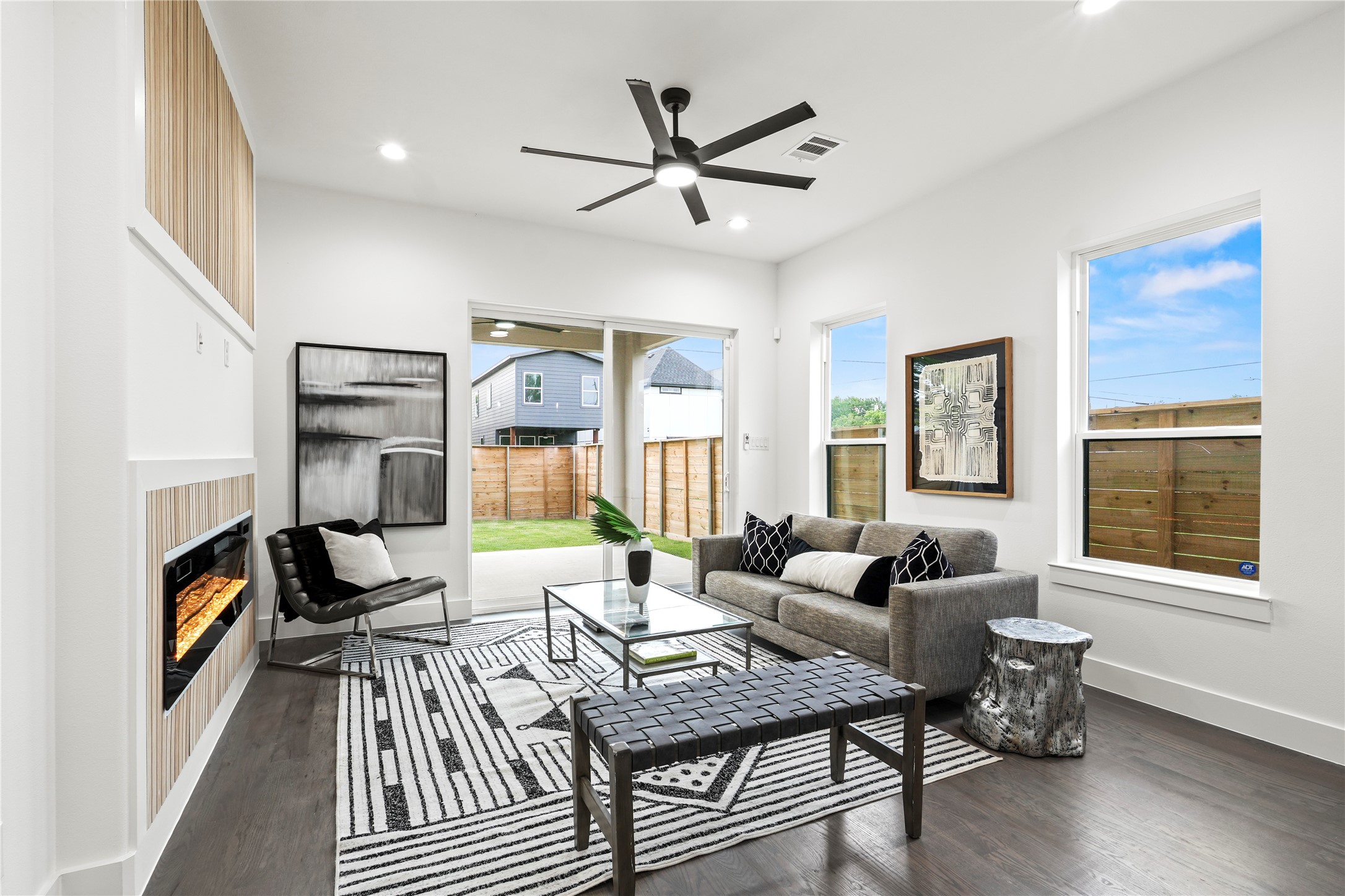 2529 Pennsylvania Avenue