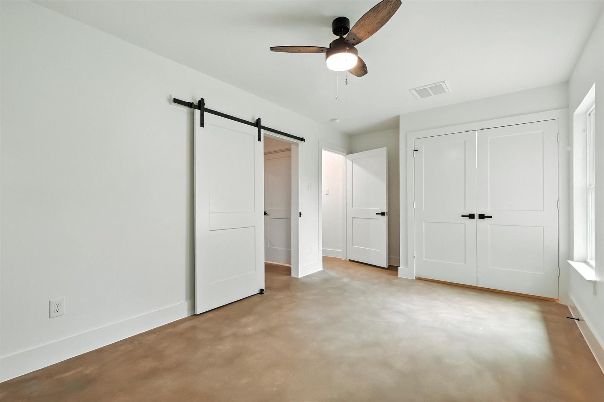 3206 Sayle Street 102