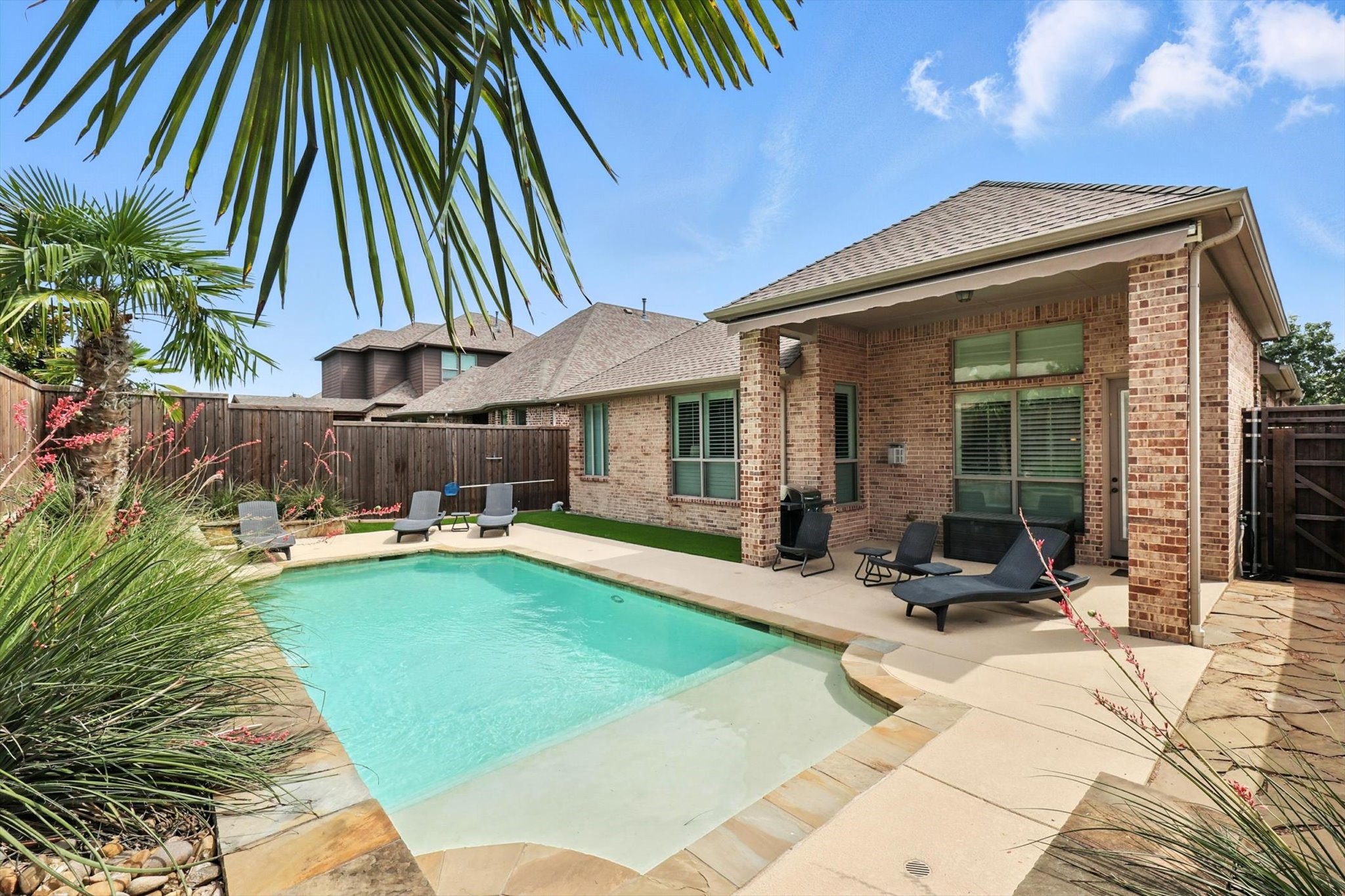 585 Mountcastle Drive