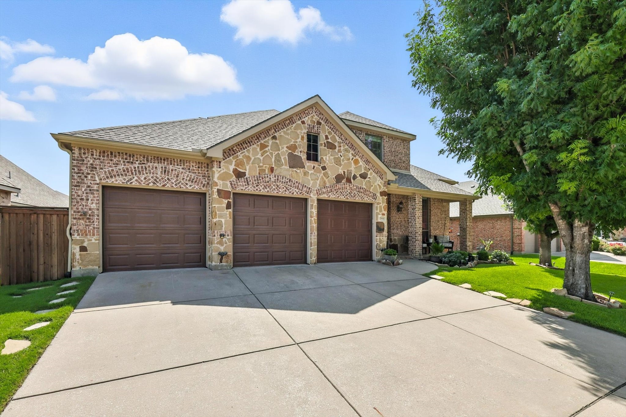 2804 Dog Leg Trail