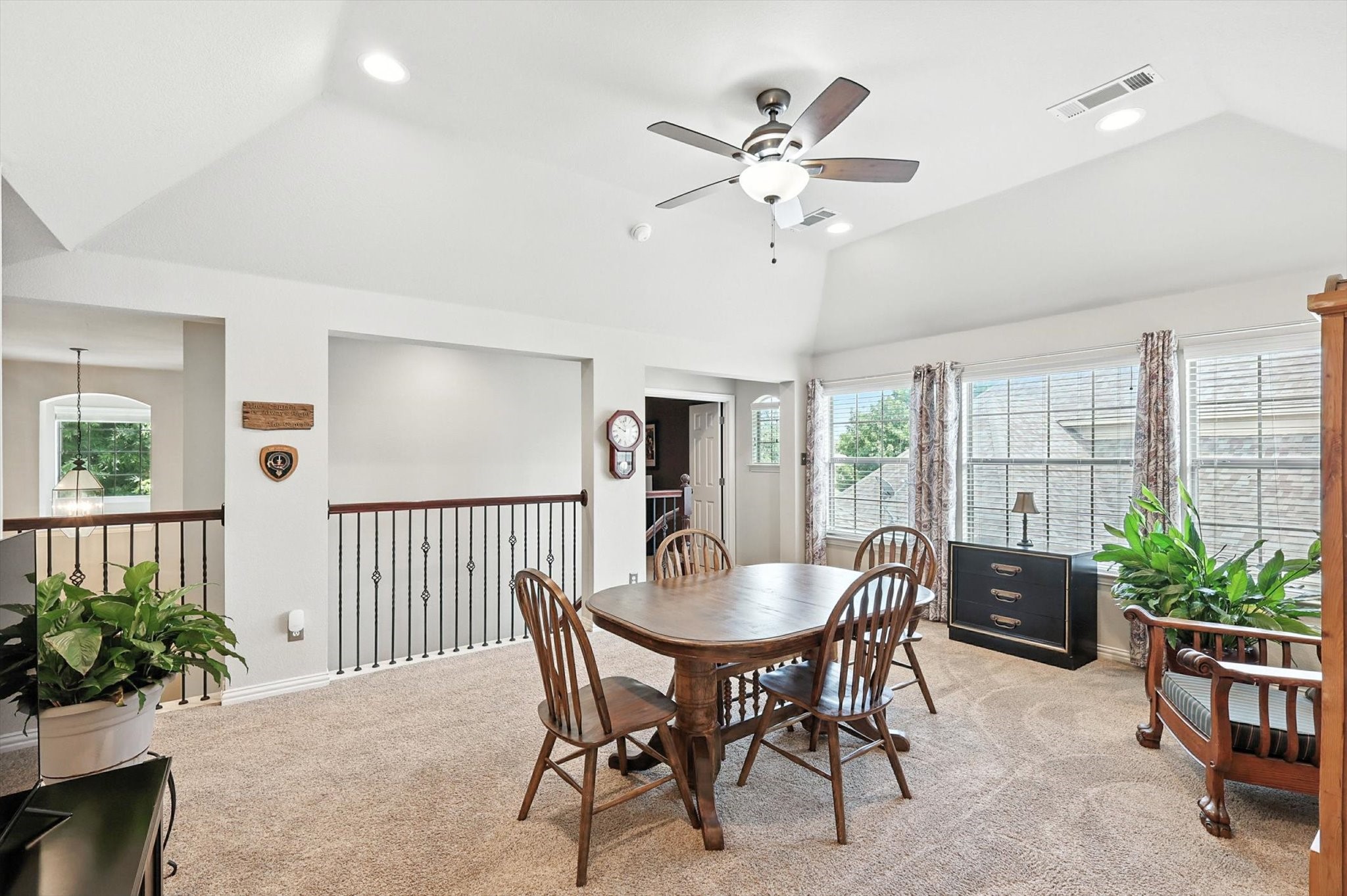 2804 Dog Leg Trail