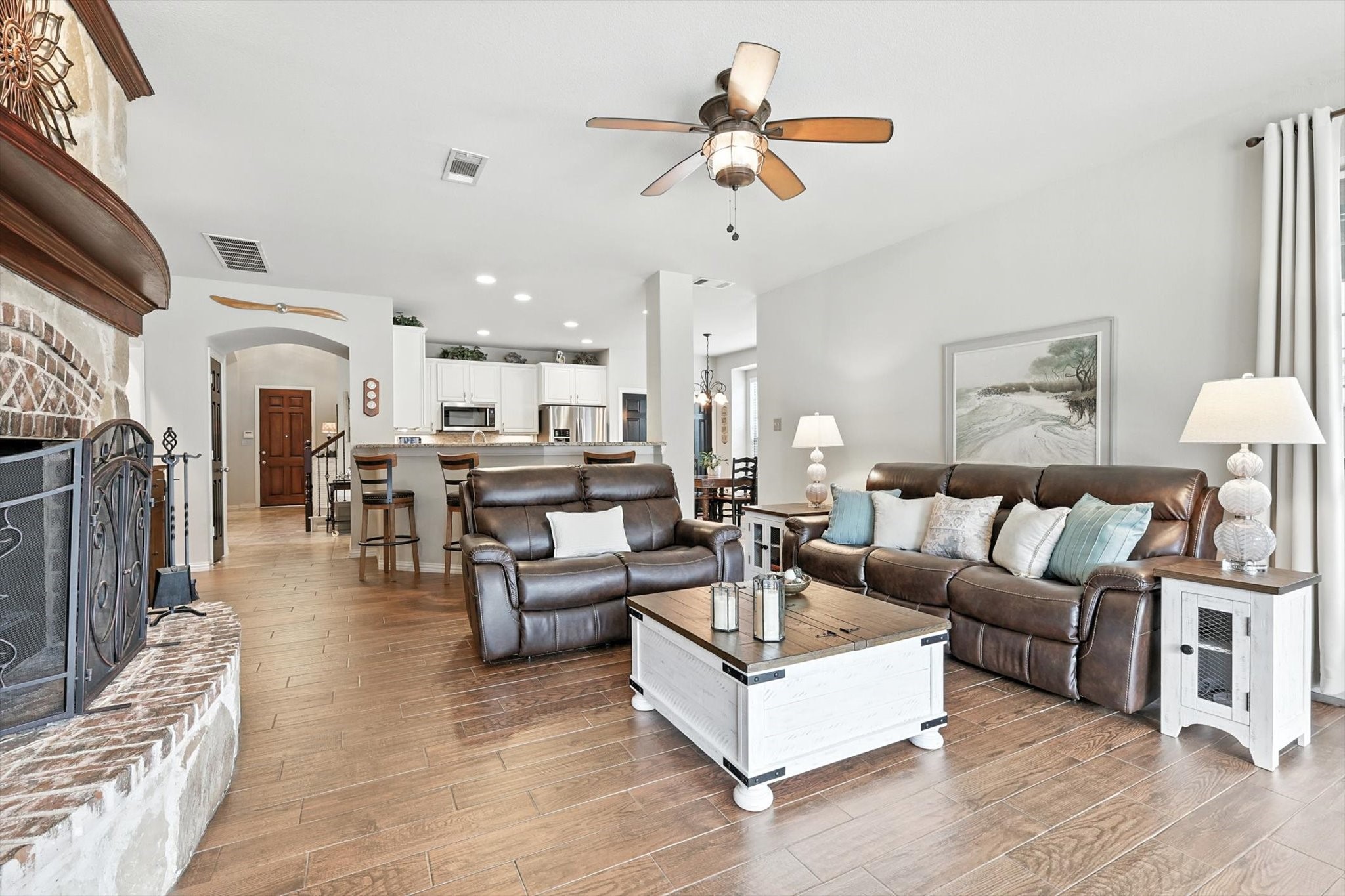 2804 Dog Leg Trail