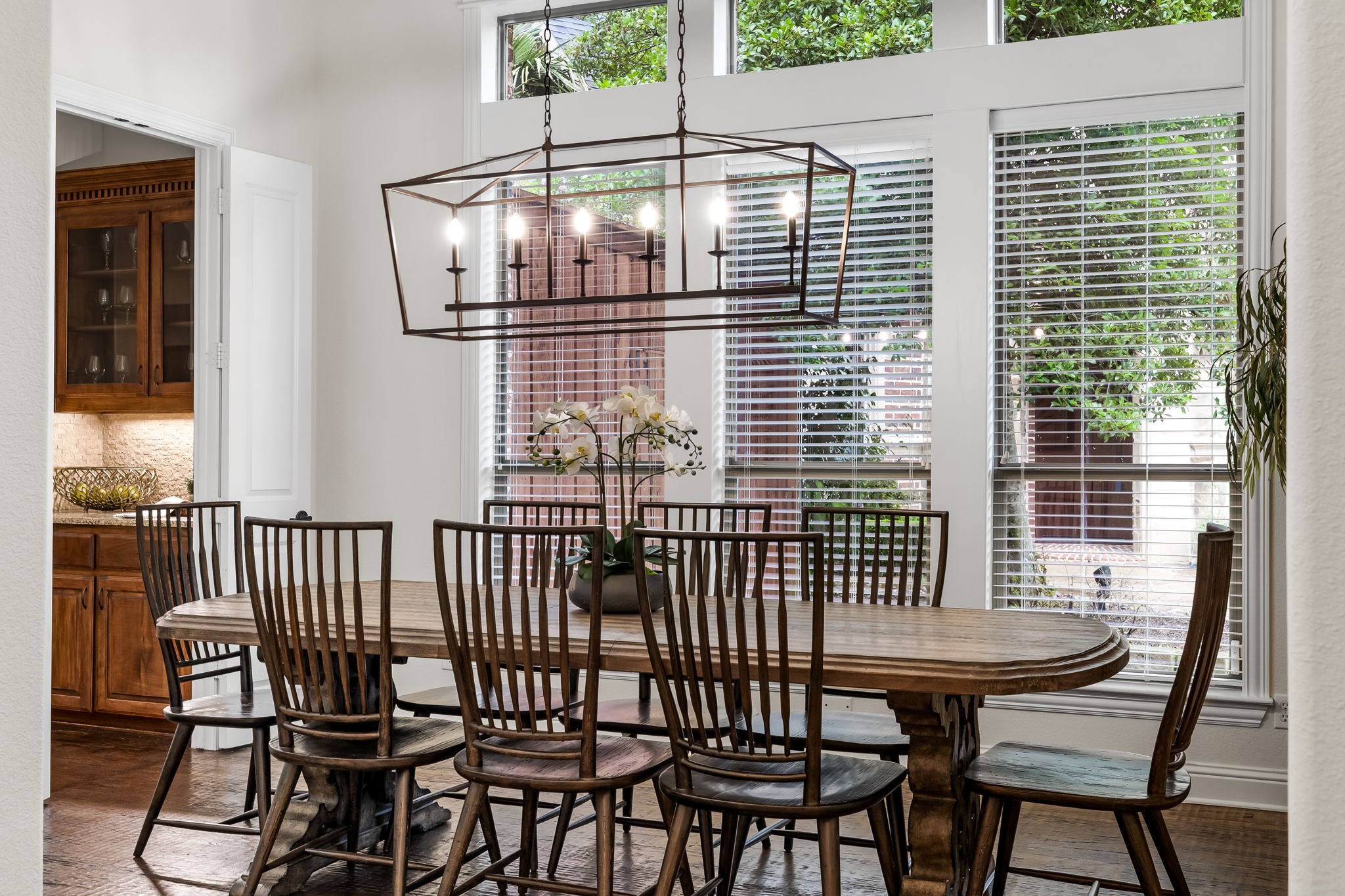 2375 Lake Forest Drive