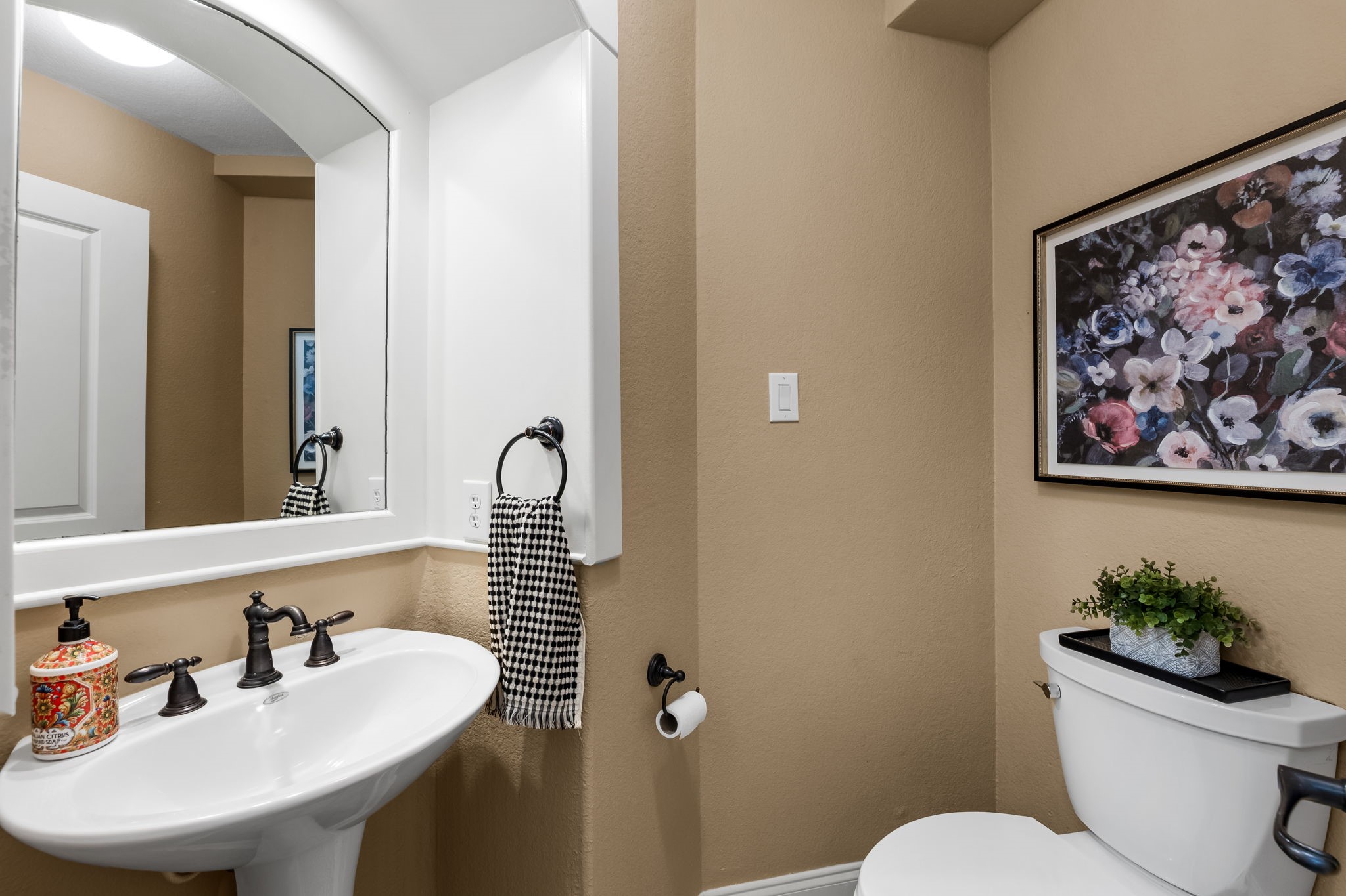 2375 Lake Forest Drive