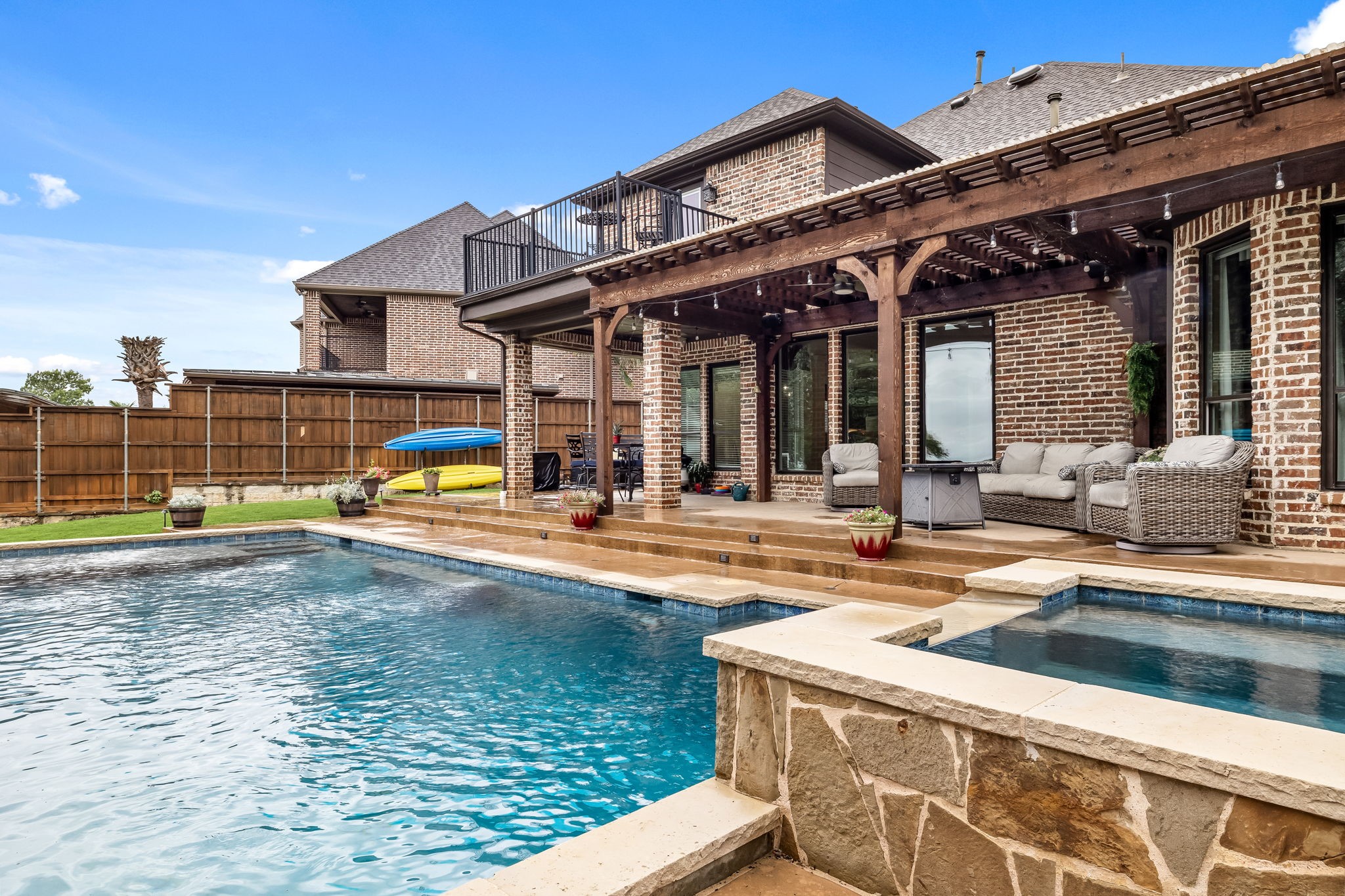 2375 Lake Forest Drive