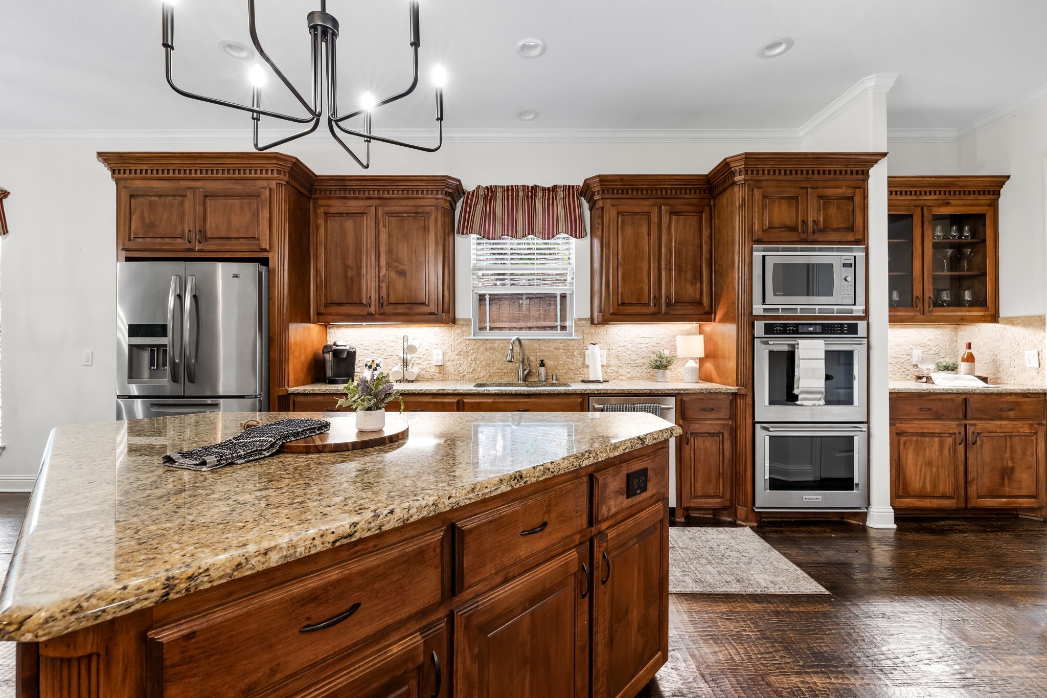 2375 Lake Forest Drive