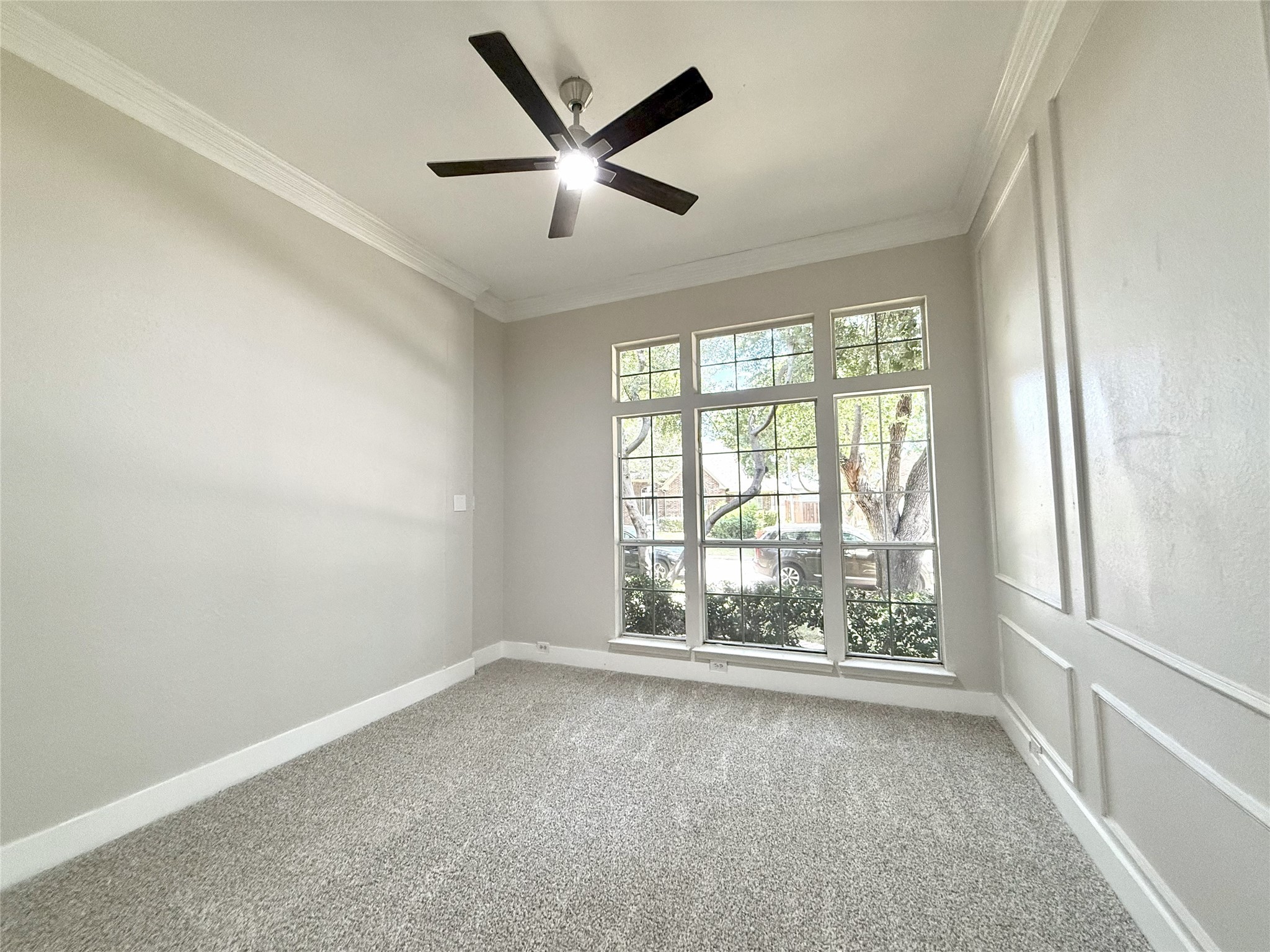 2300 Hunter Place Lane