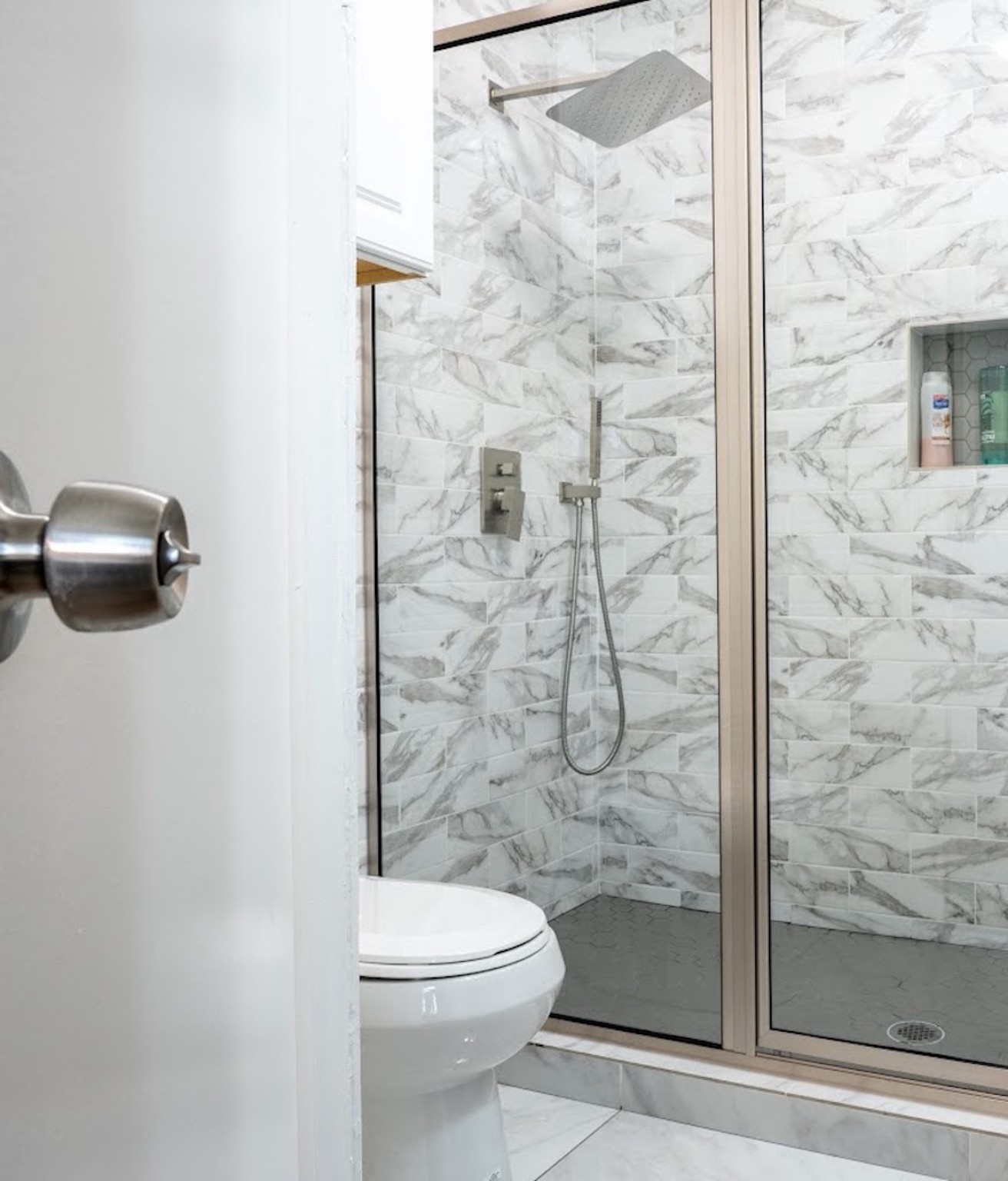 3819 Roseland Avenue