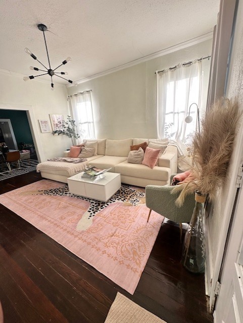 713 Mount Auburn Avenue