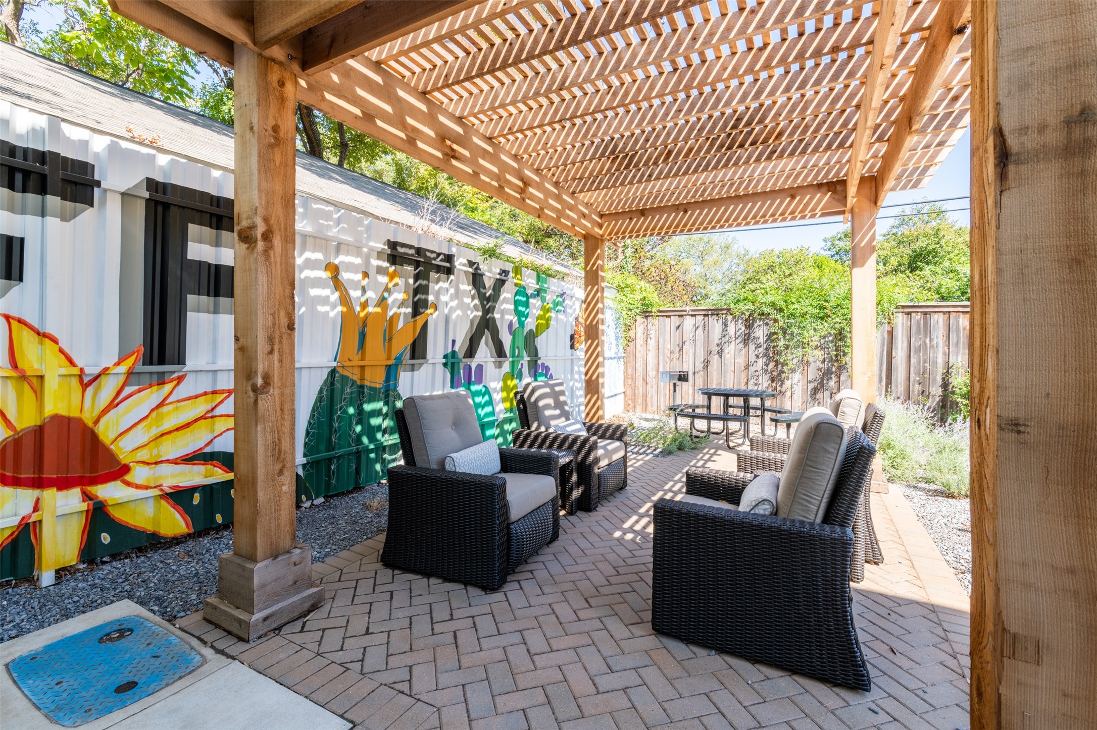 1139 Kings Highway 103