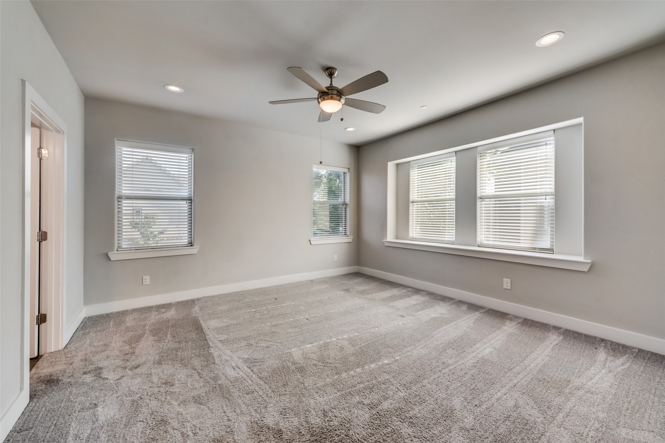 5815 Bryan Parkway 10