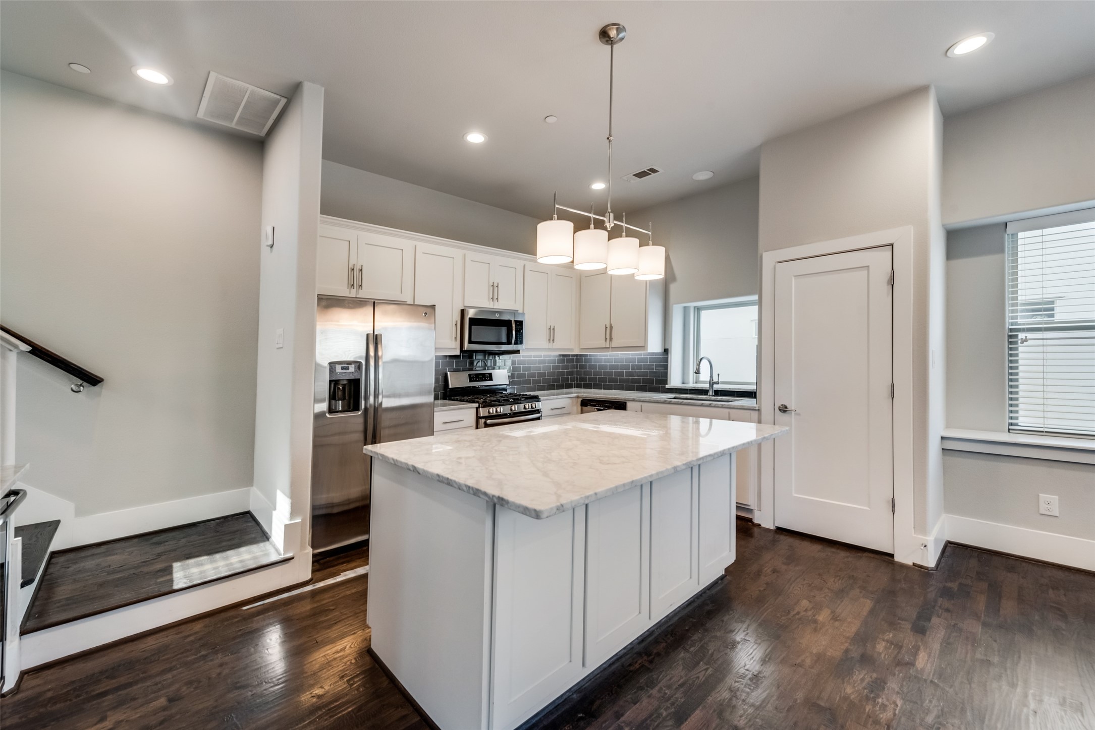 5815 Bryan Parkway 10