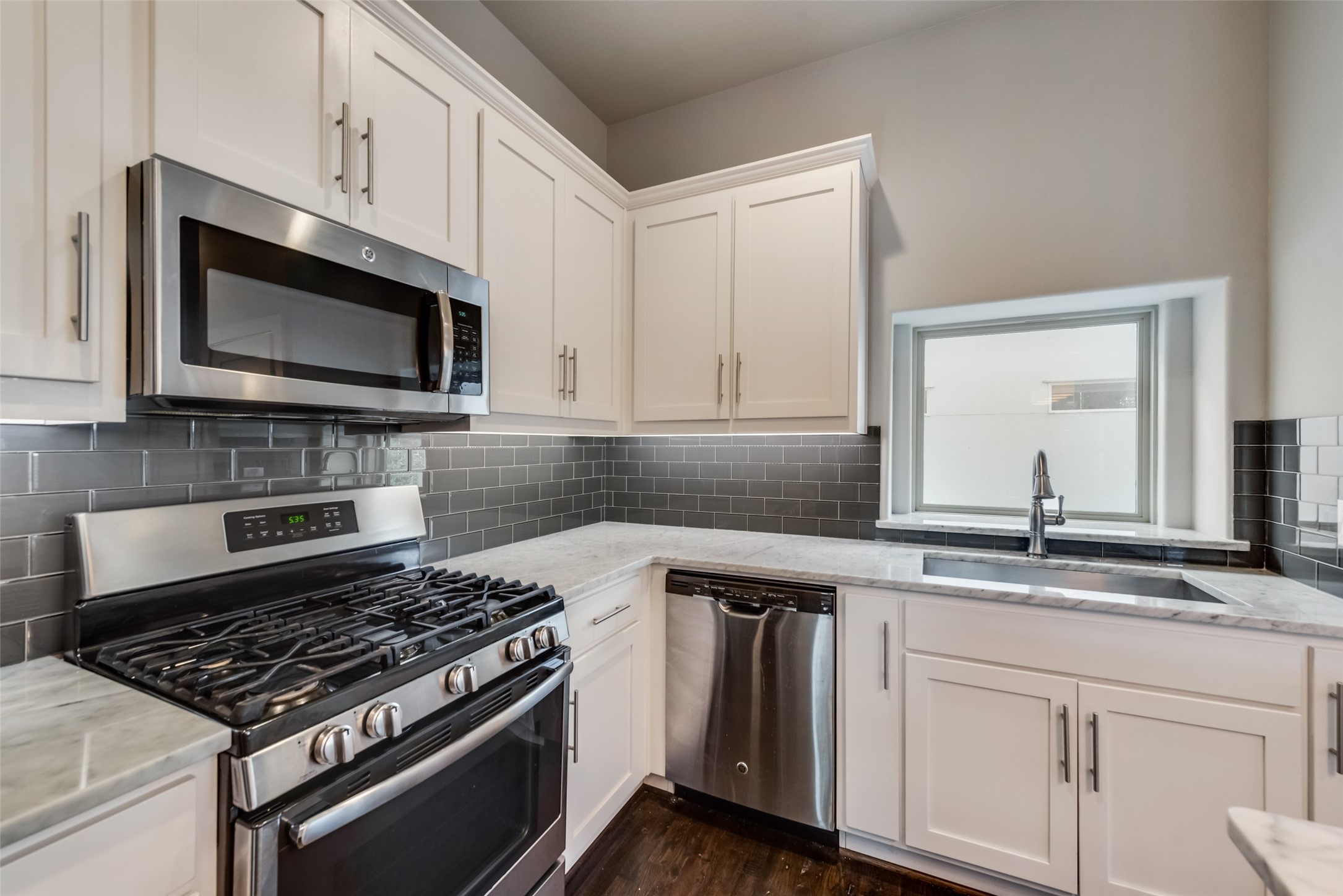 5815 Bryan Parkway 10