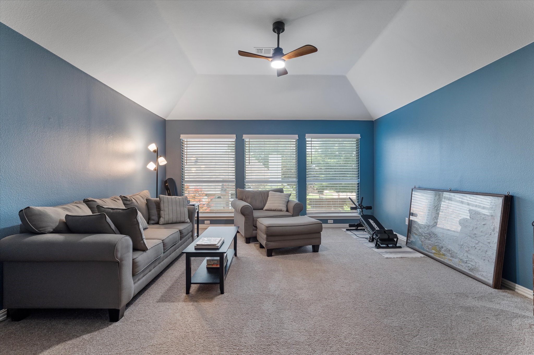 5513 Amber Way