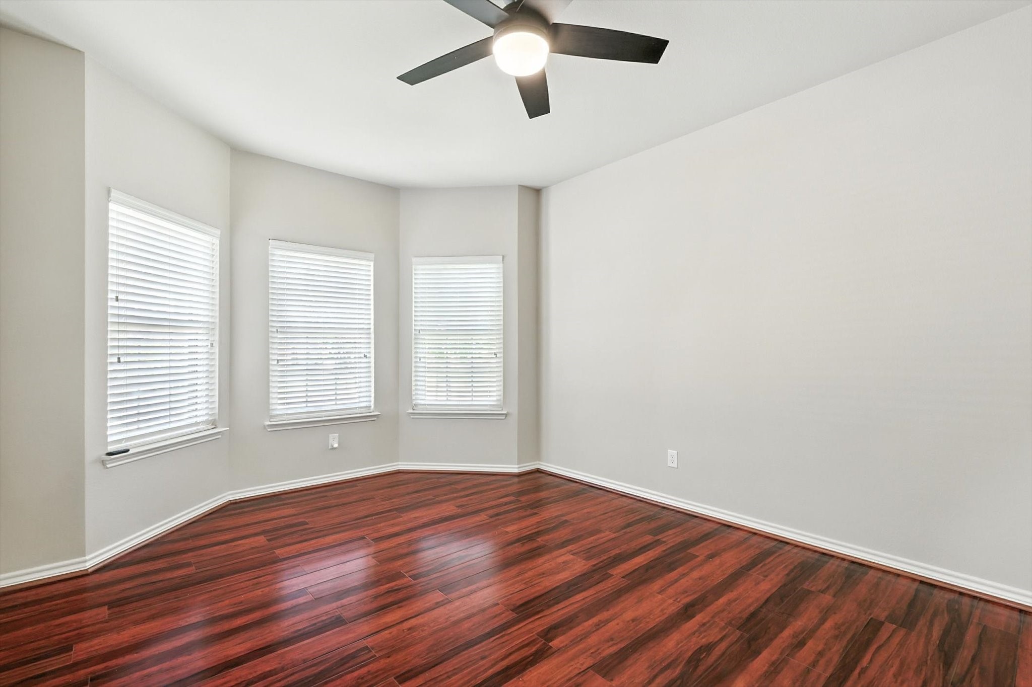 2827 Cypress Glen Drive