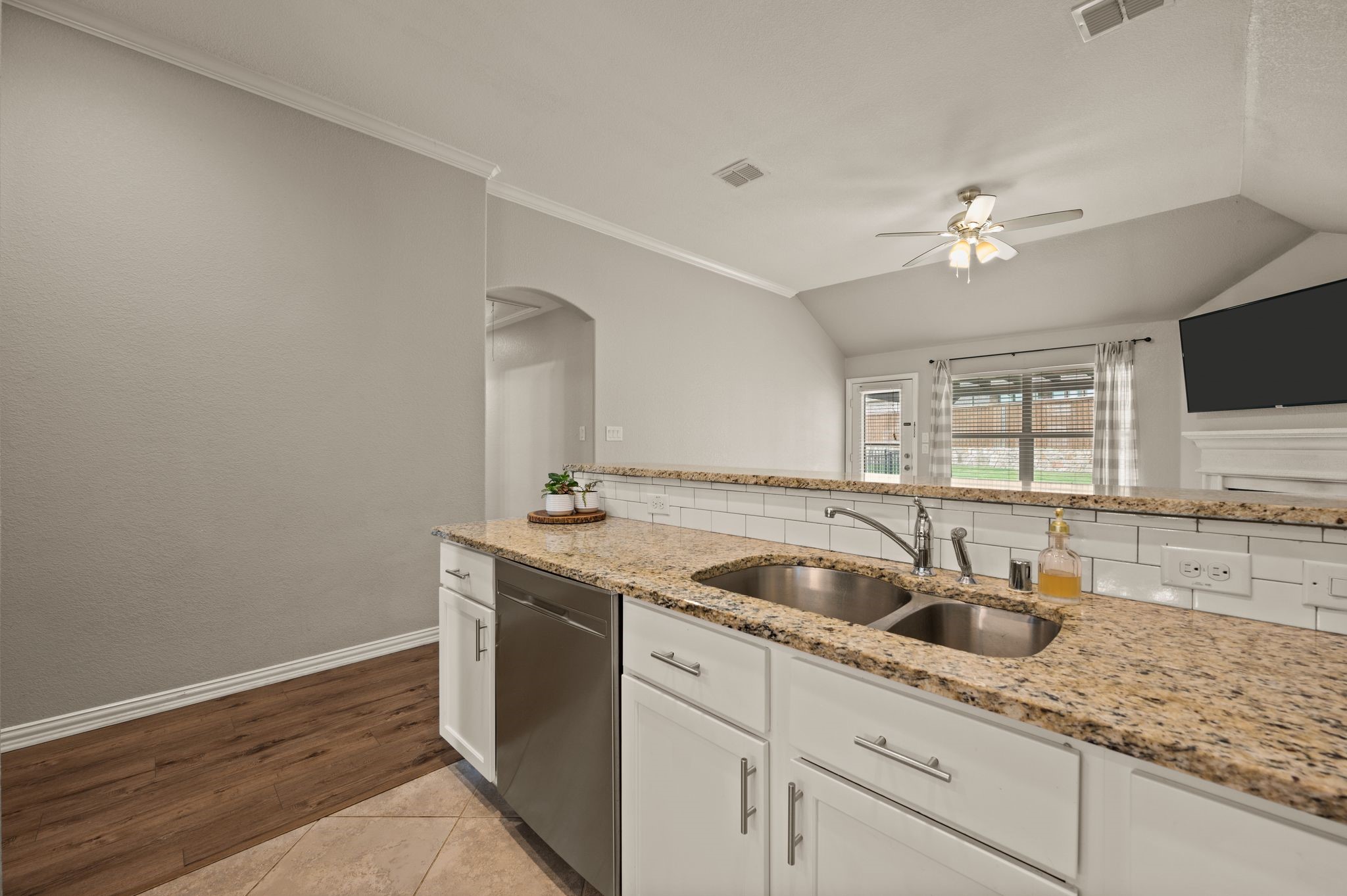 844 Salida Road