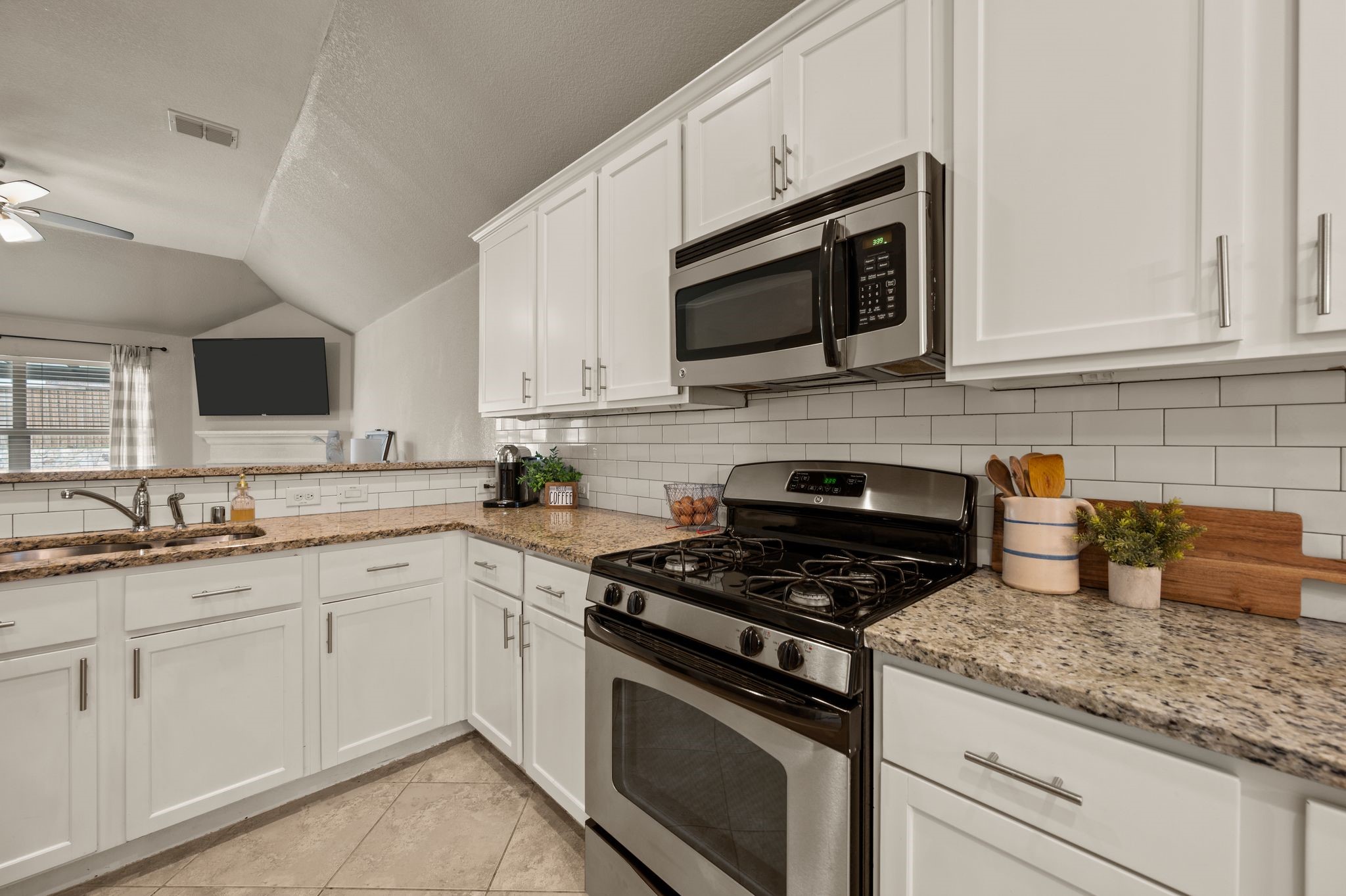 844 Salida Road