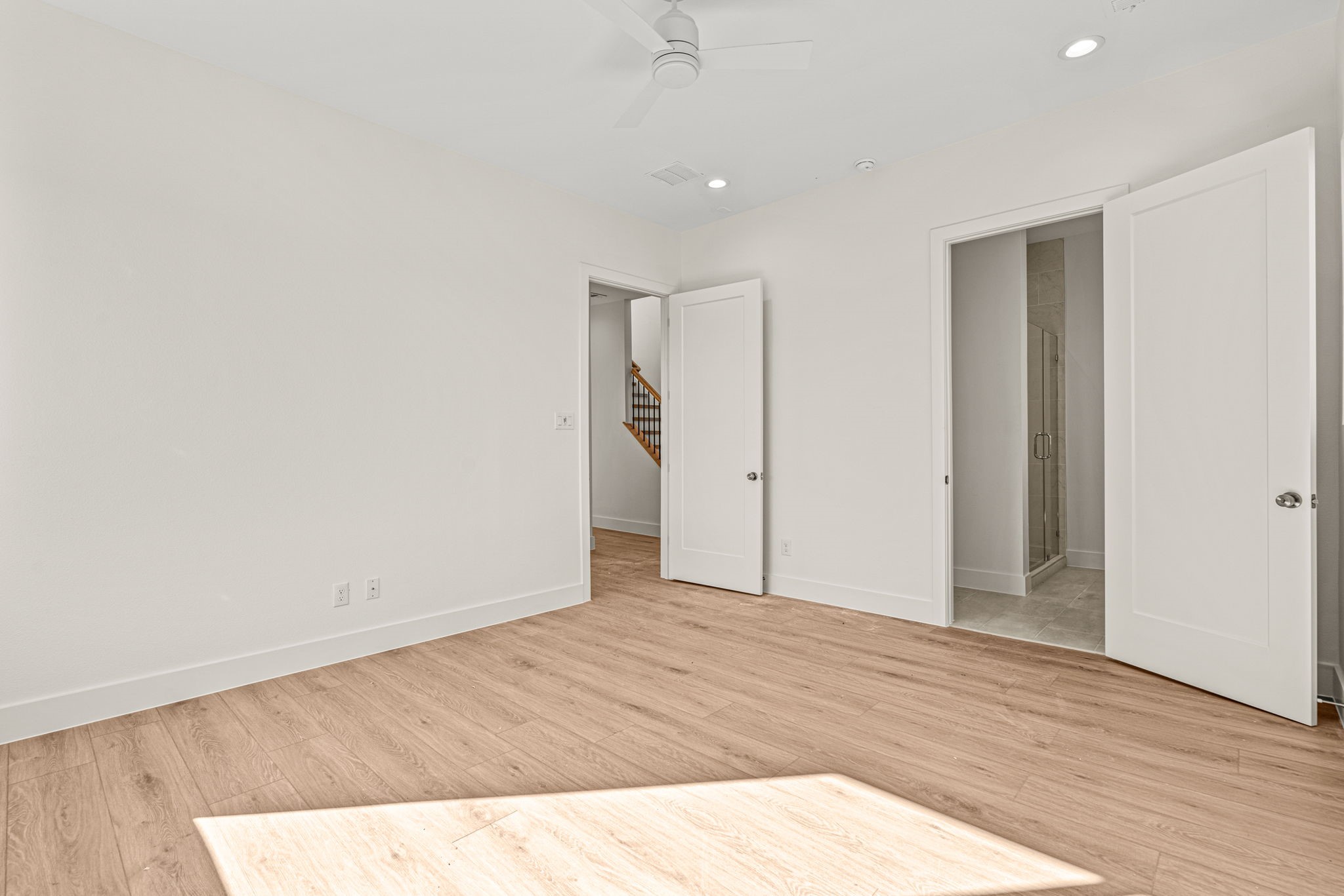 2206 Arroyo Avenue 201