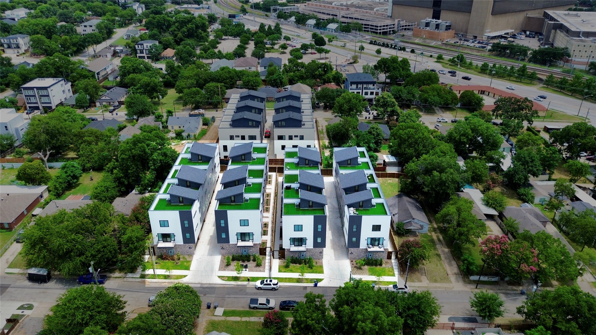 2206 Arroyo Avenue 201