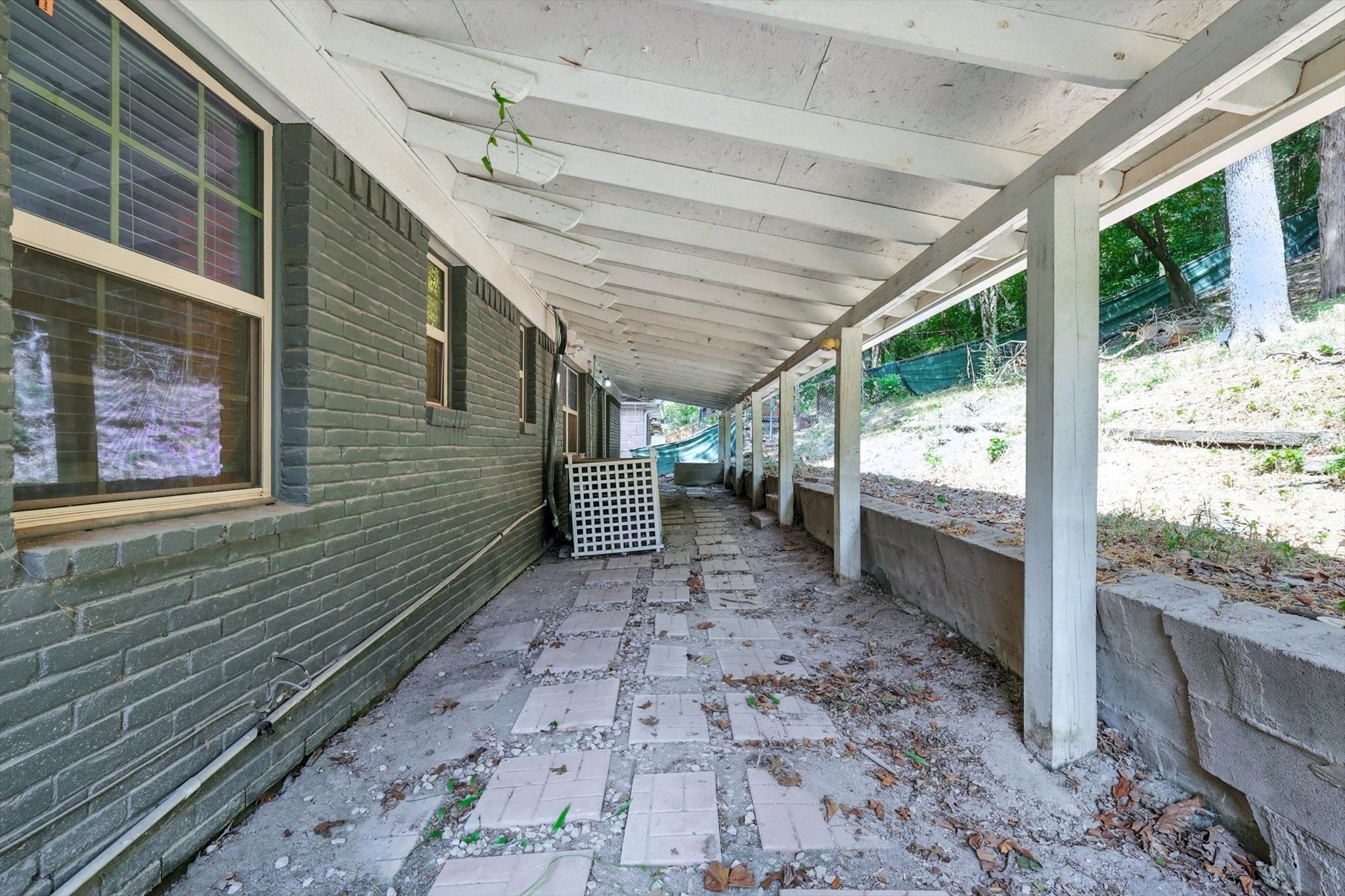 2634 Santa Cruz Drive