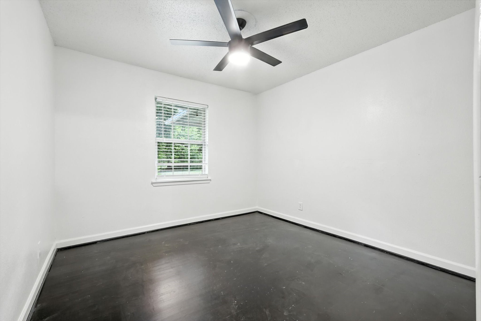 2634 Santa Cruz Drive