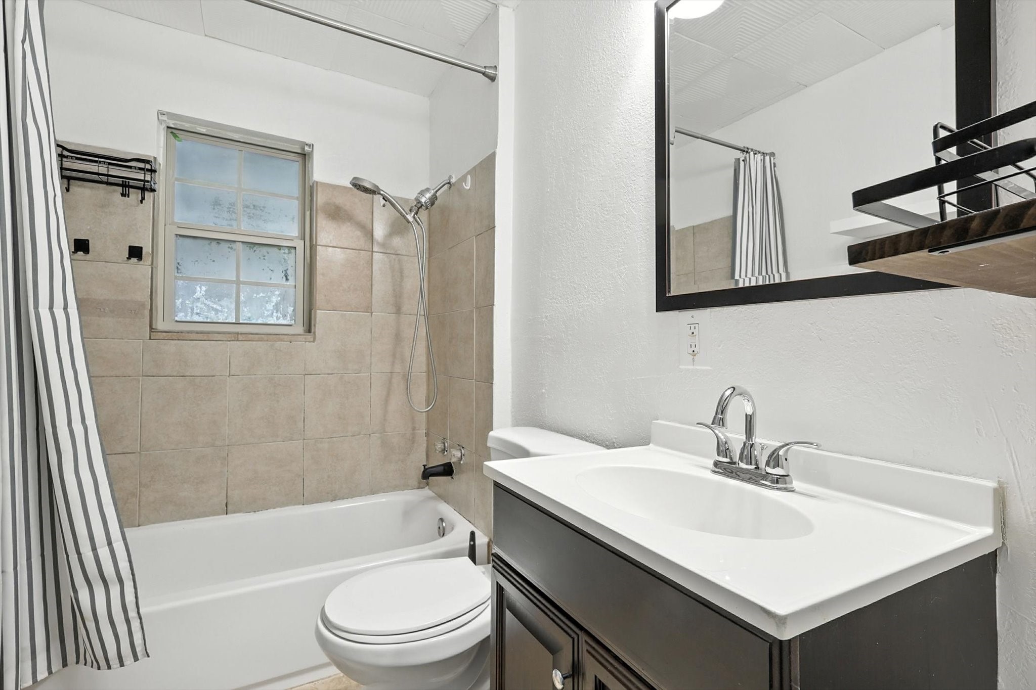 2634 Santa Cruz Drive