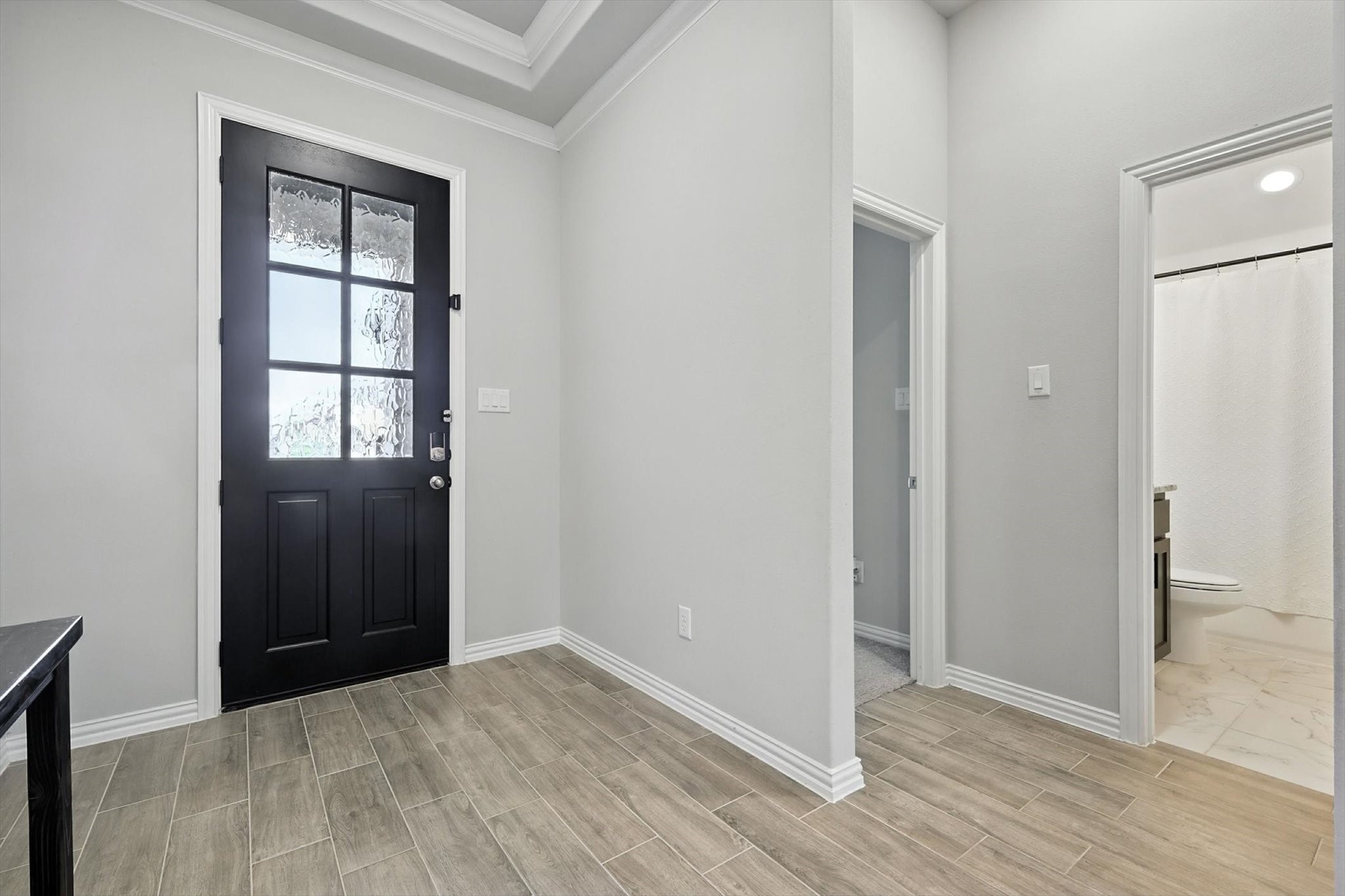 3325 Woodland