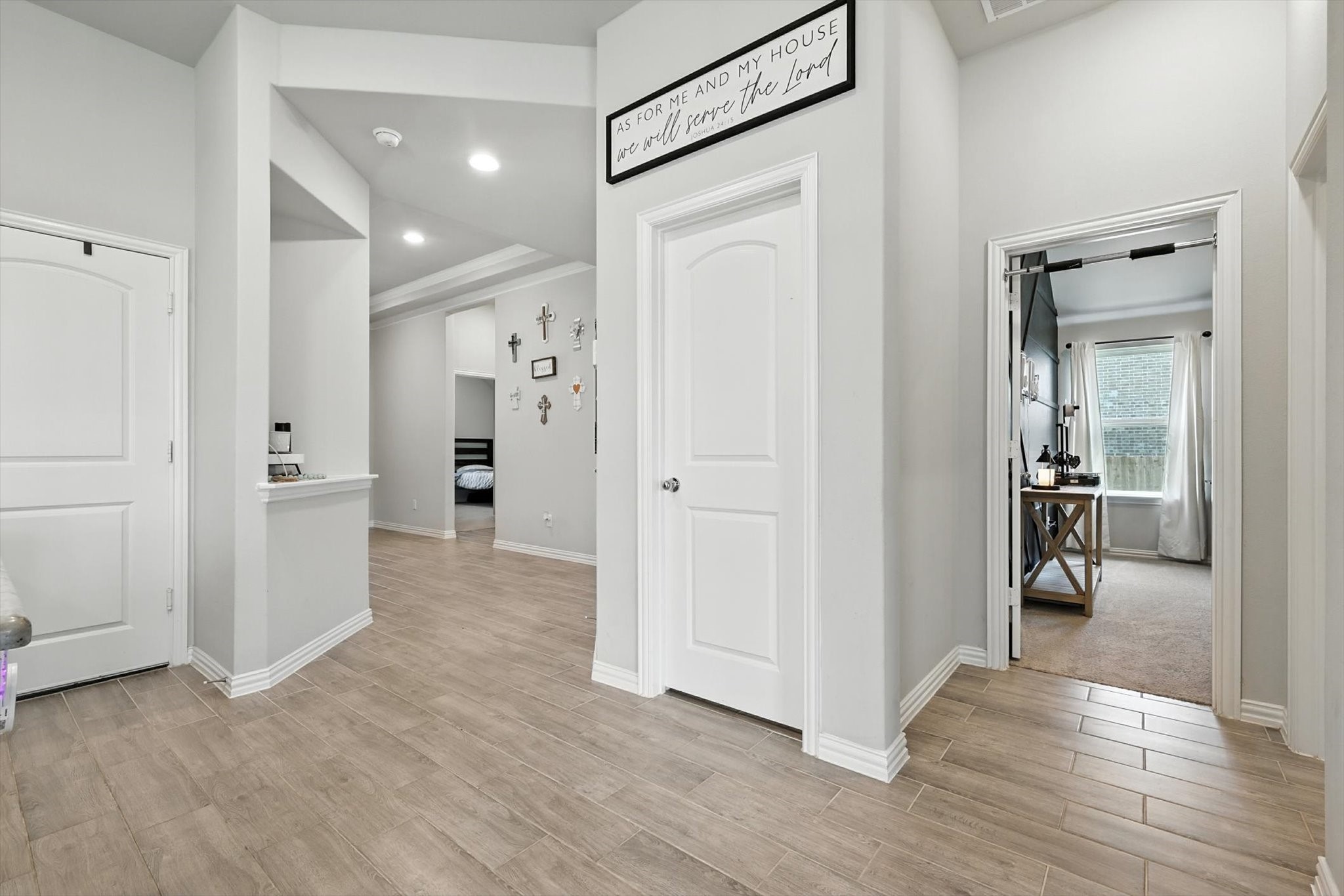 3325 Woodland