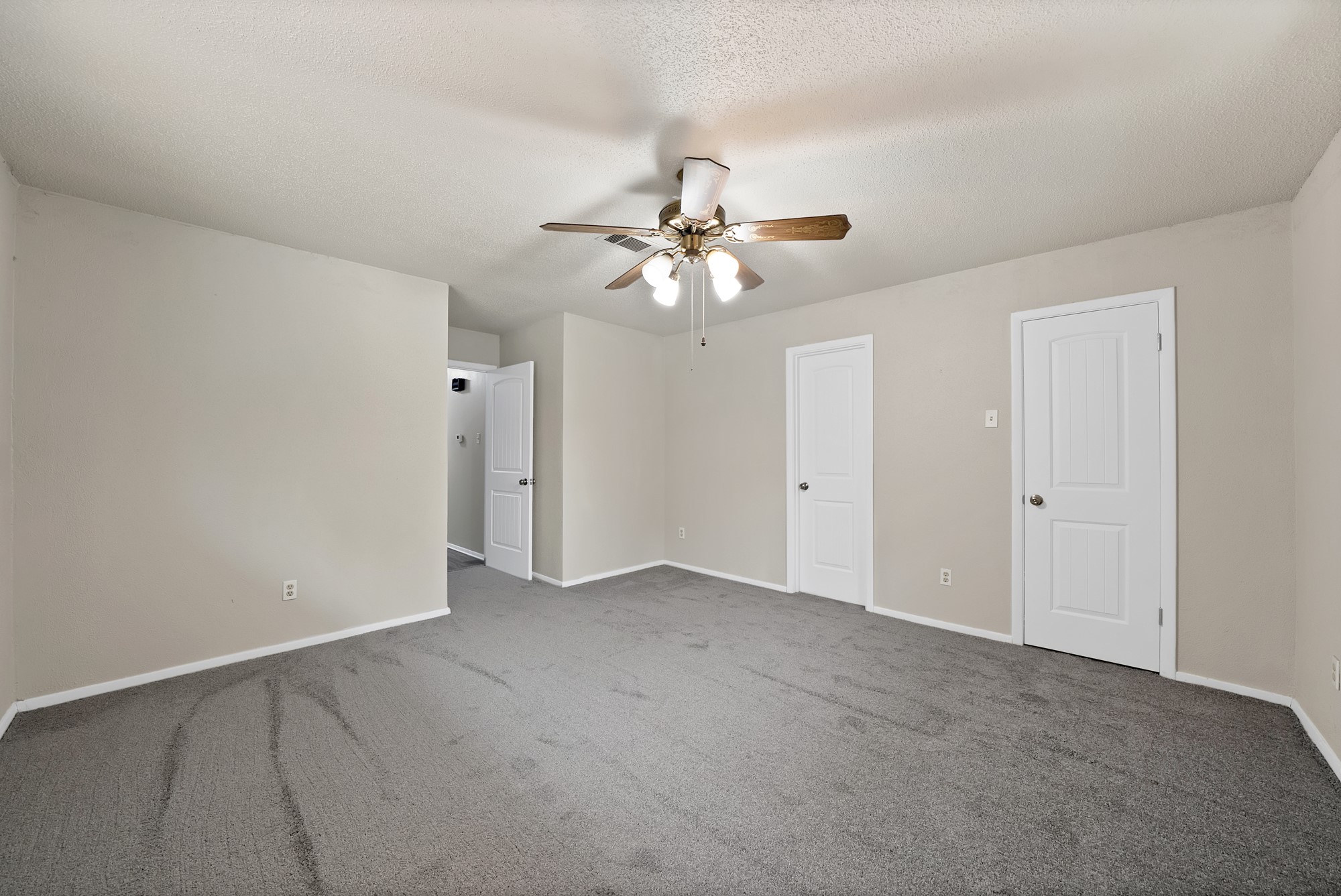 216 Shady Lake Drive