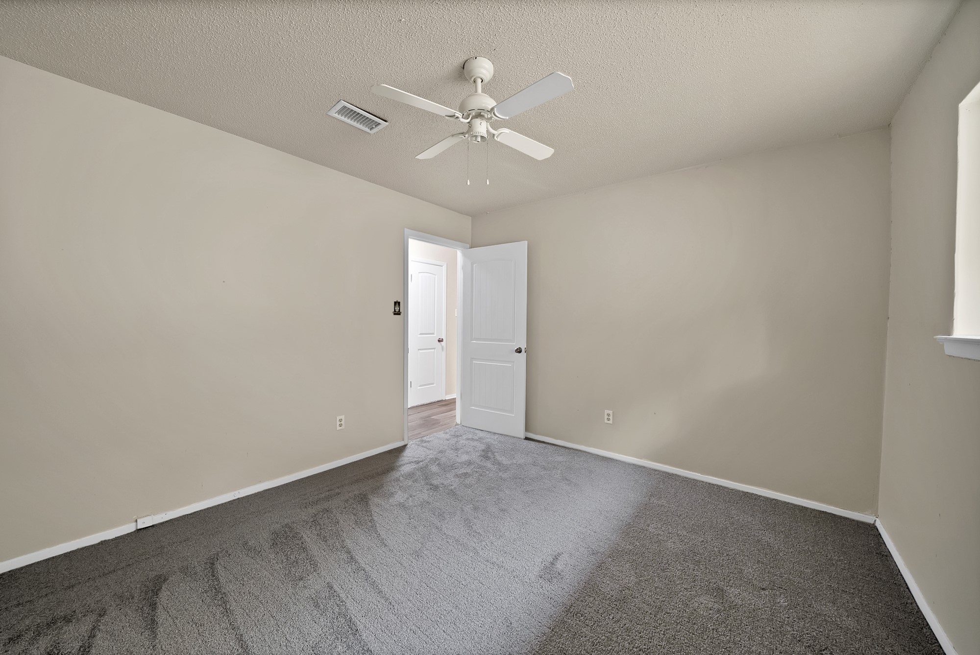 216 Shady Lake Drive