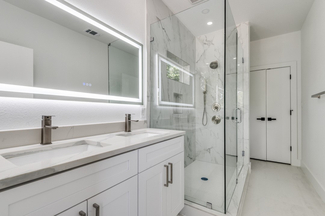 1310/ 1312 Coleman Avenue