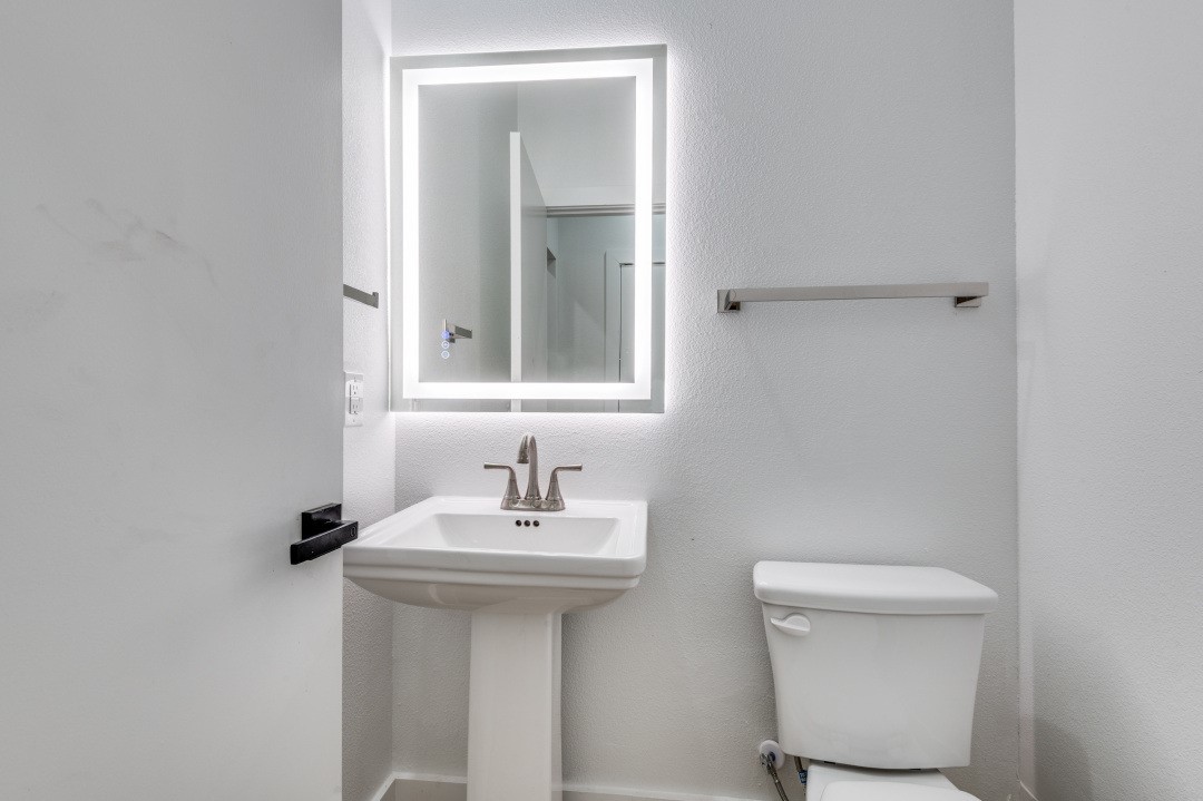 1310/ 1312 Coleman Avenue